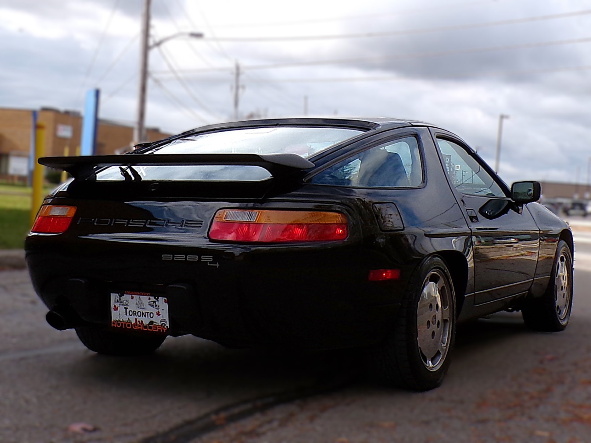 /autogallery/1987-Porsche-928S-8012057866559674.jpg