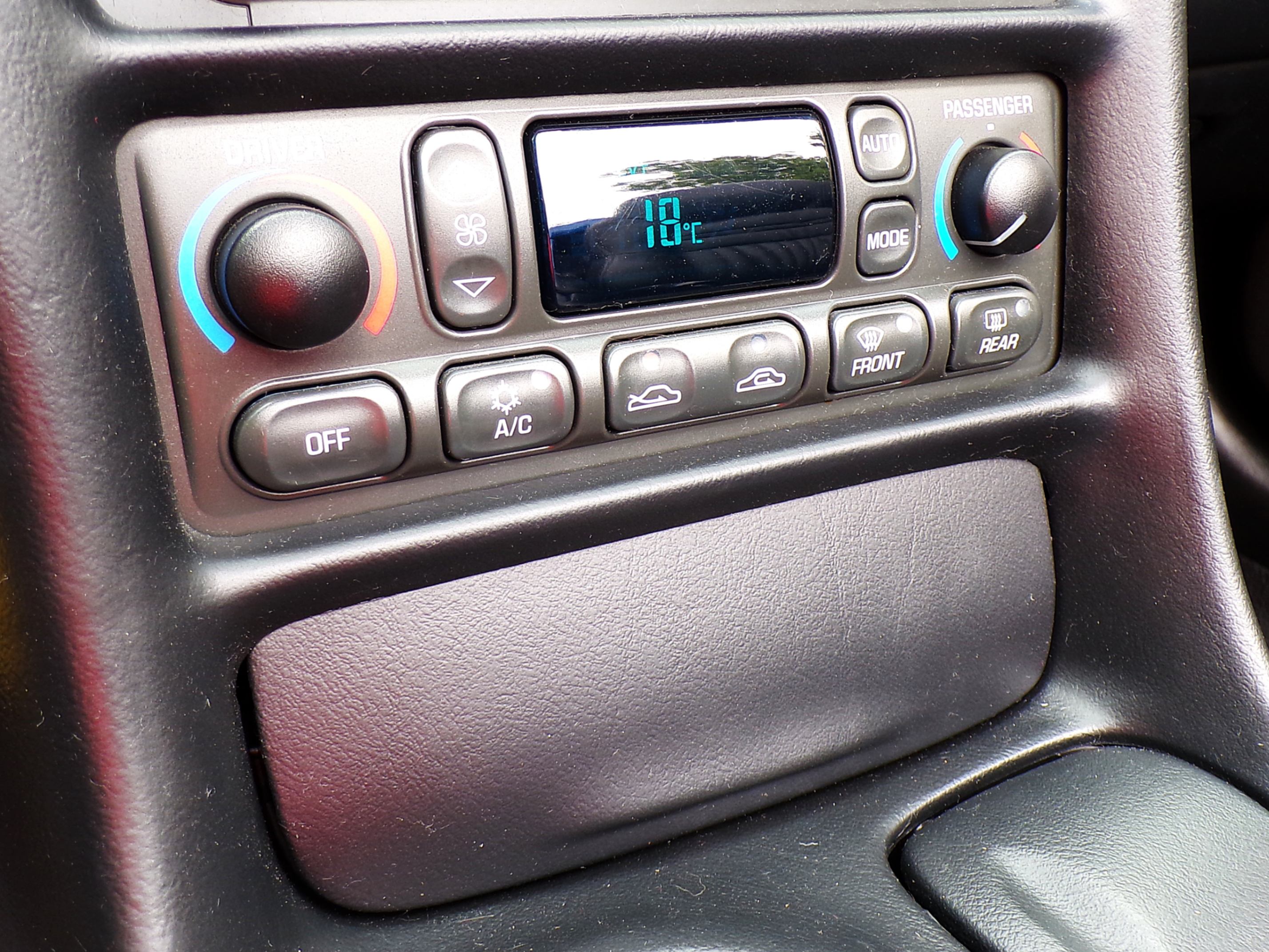 /autogallery/2003-Chevrolet-Corvette-26842432283699913.jpg