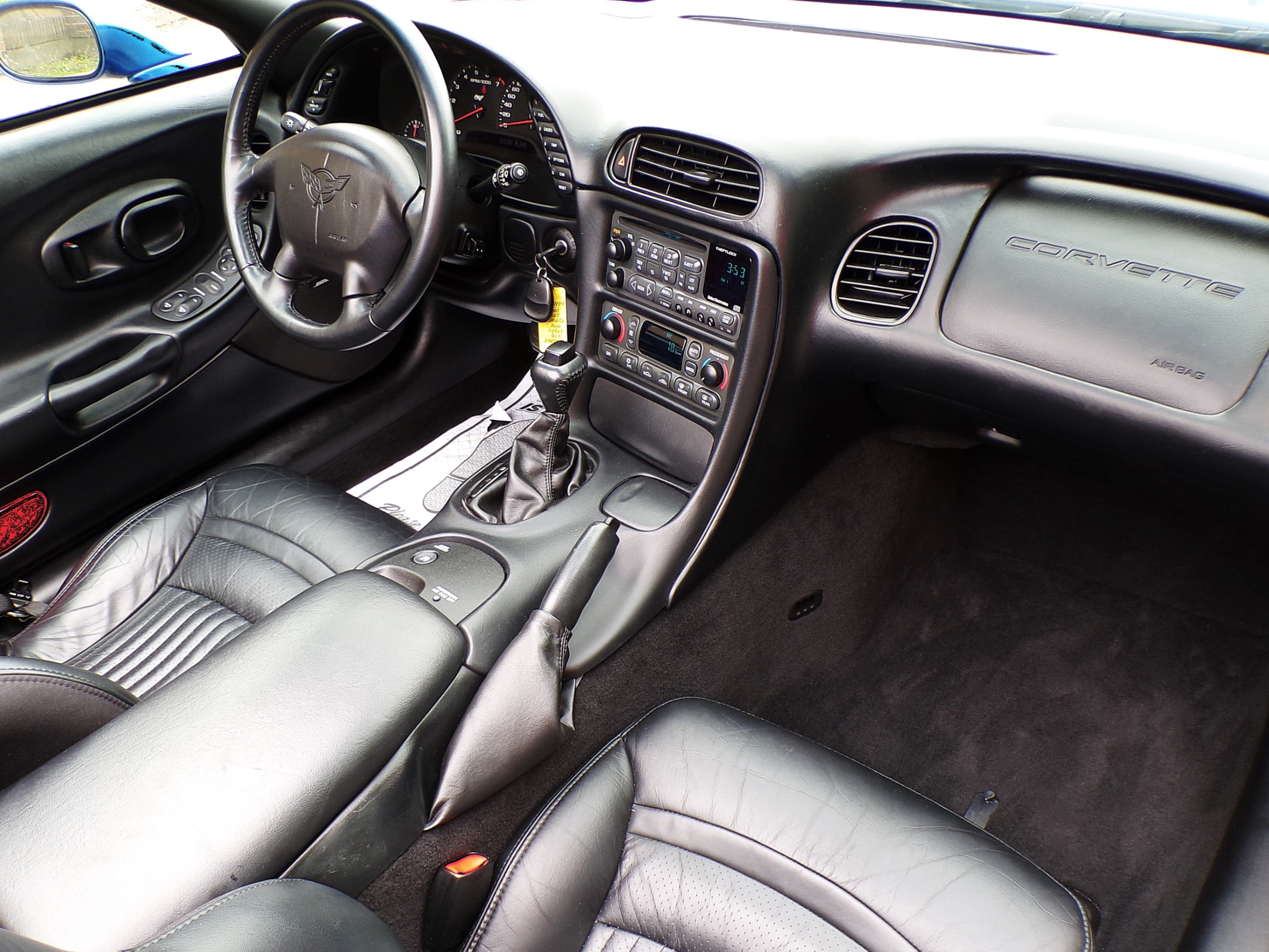 /autogallery/2003-Chevrolet-Corvette-8271770823606497.jpg