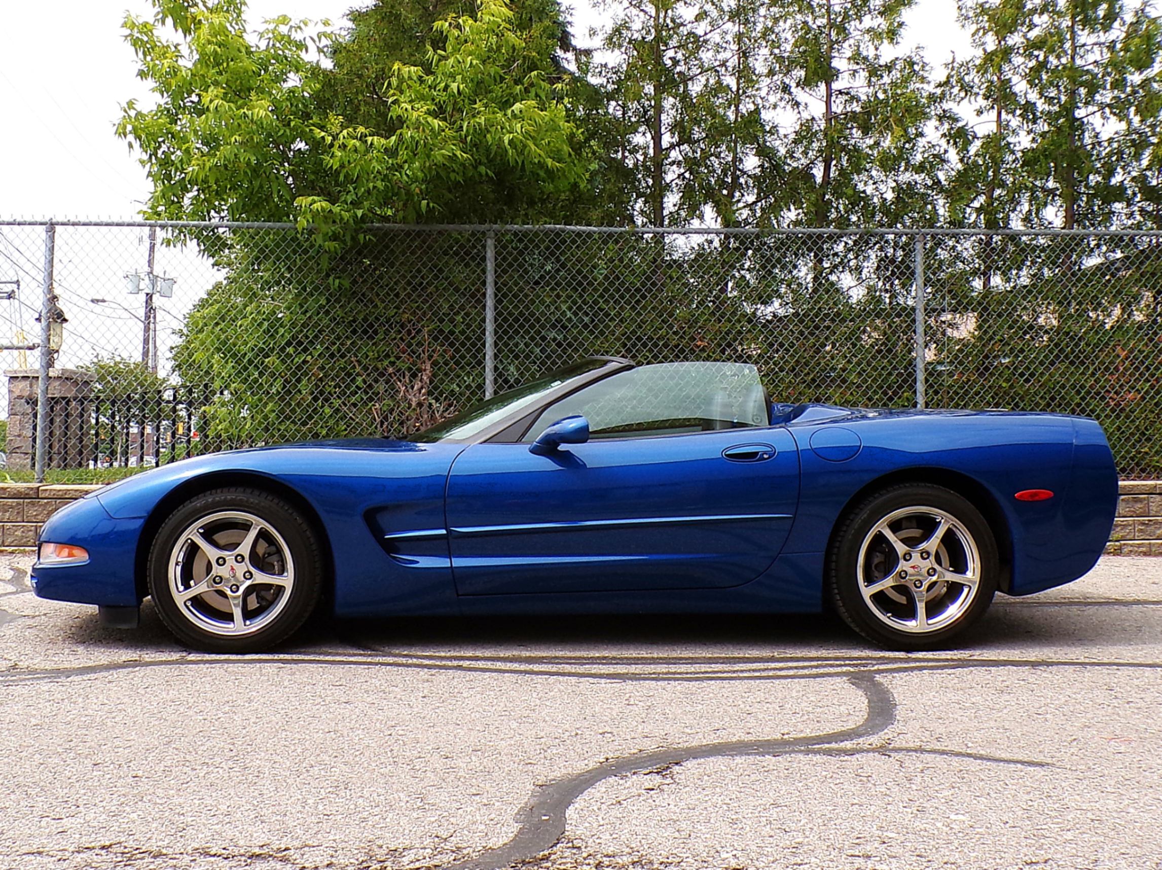 /autogallery/2003-Chevrolet-Corvette-8897653803311183.jpg
