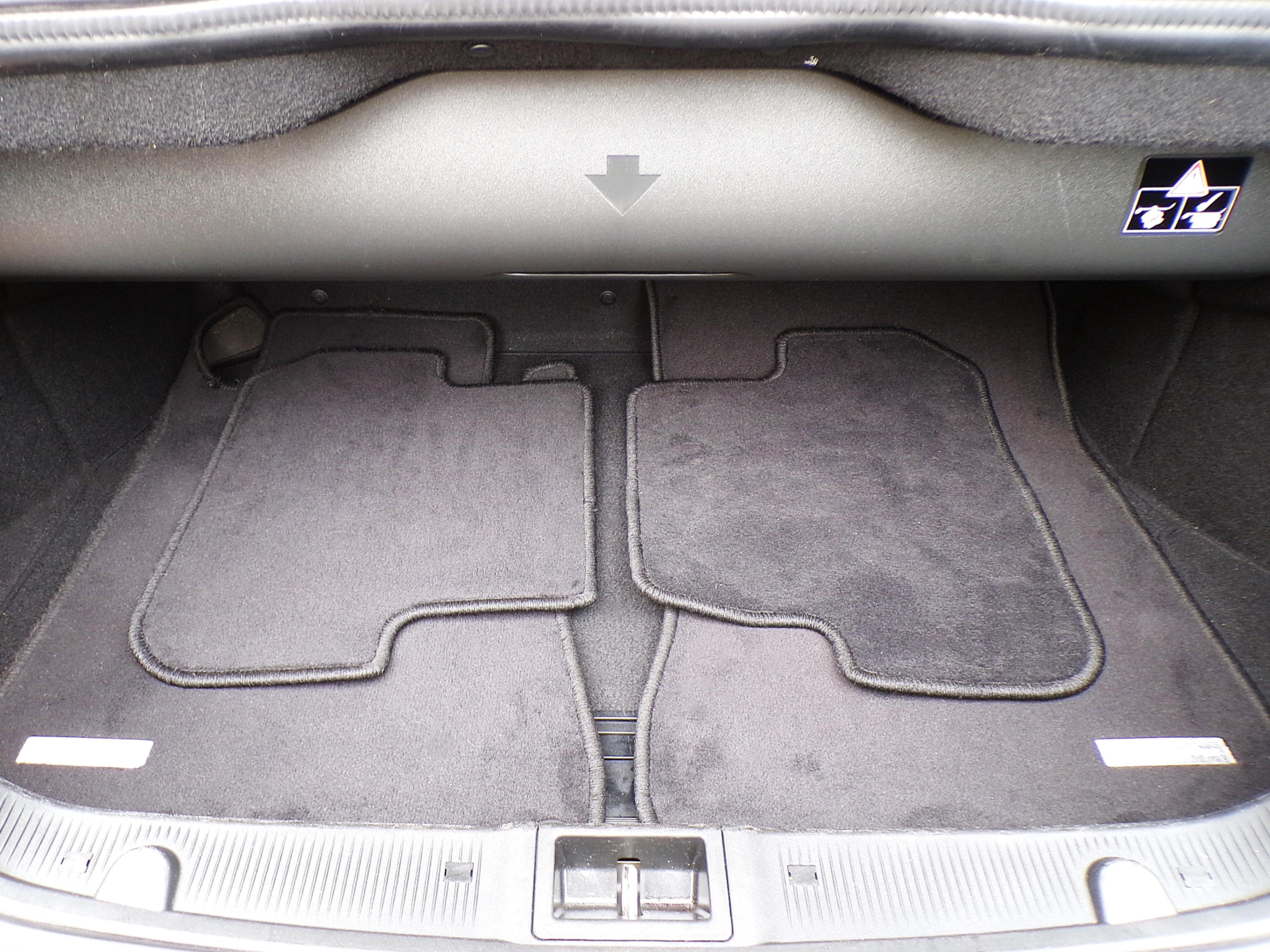 /autogallery/2008-Mercedes-Benz-CLK-Class-8865738125404152.jpg