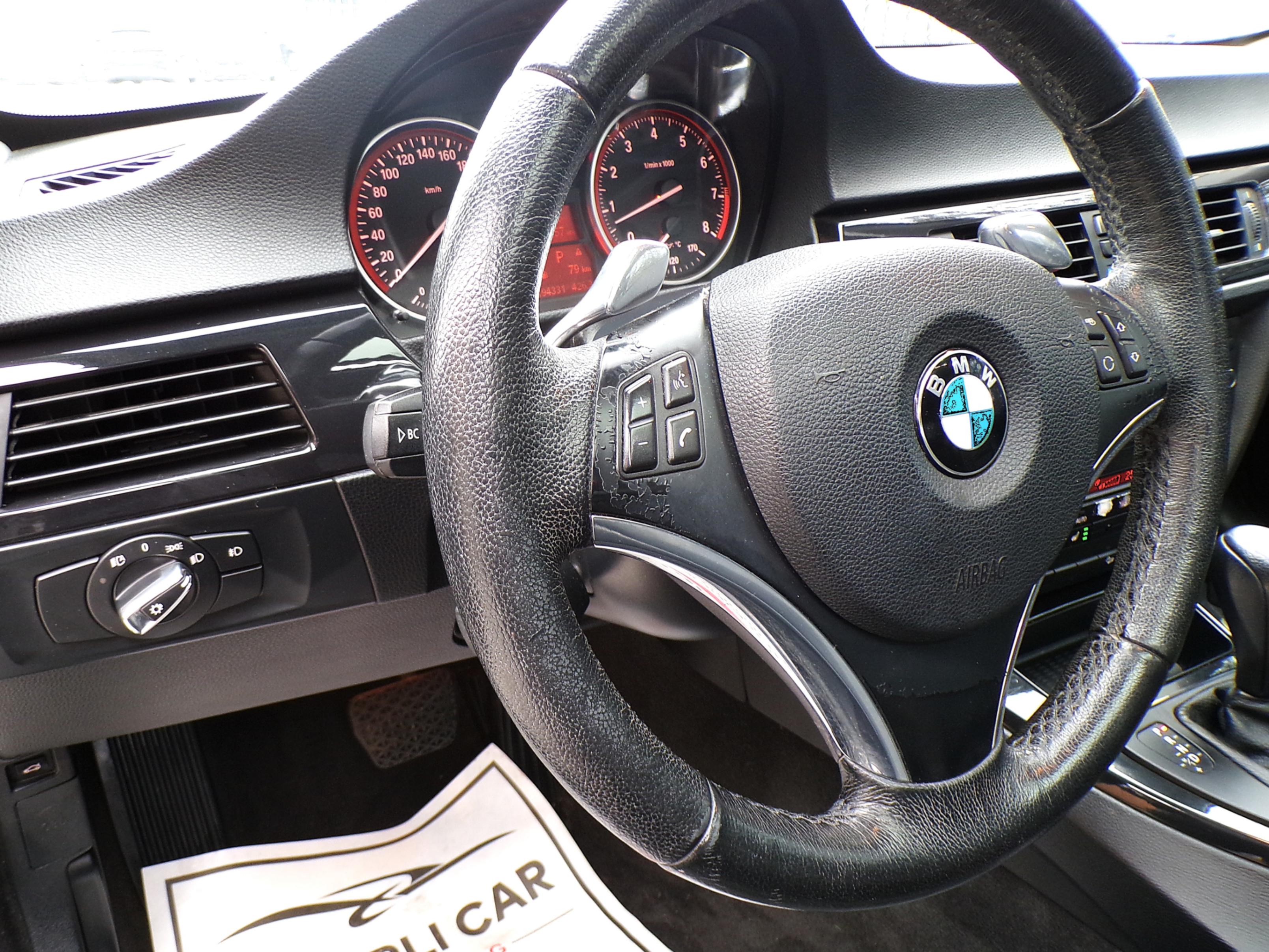 /autogallery/2010-BMW-3Series-29355673151856565.jpg