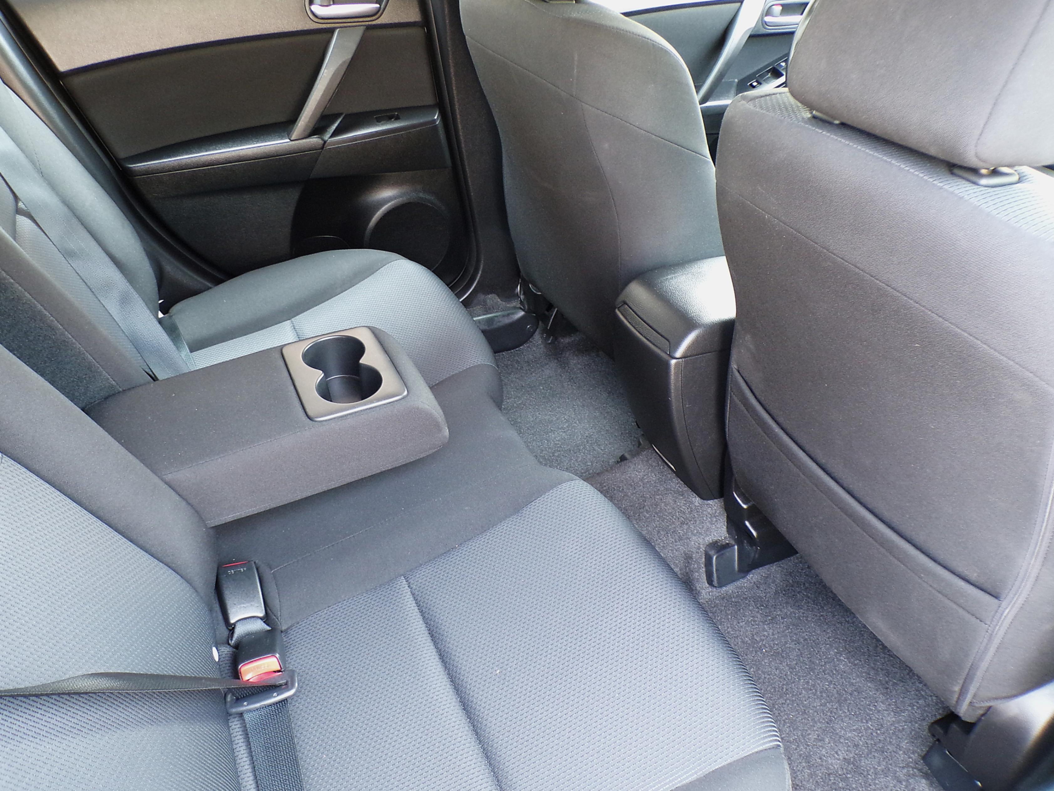 /autogallery/2010-Mazda-Mazda3-1962347089761387.jpg