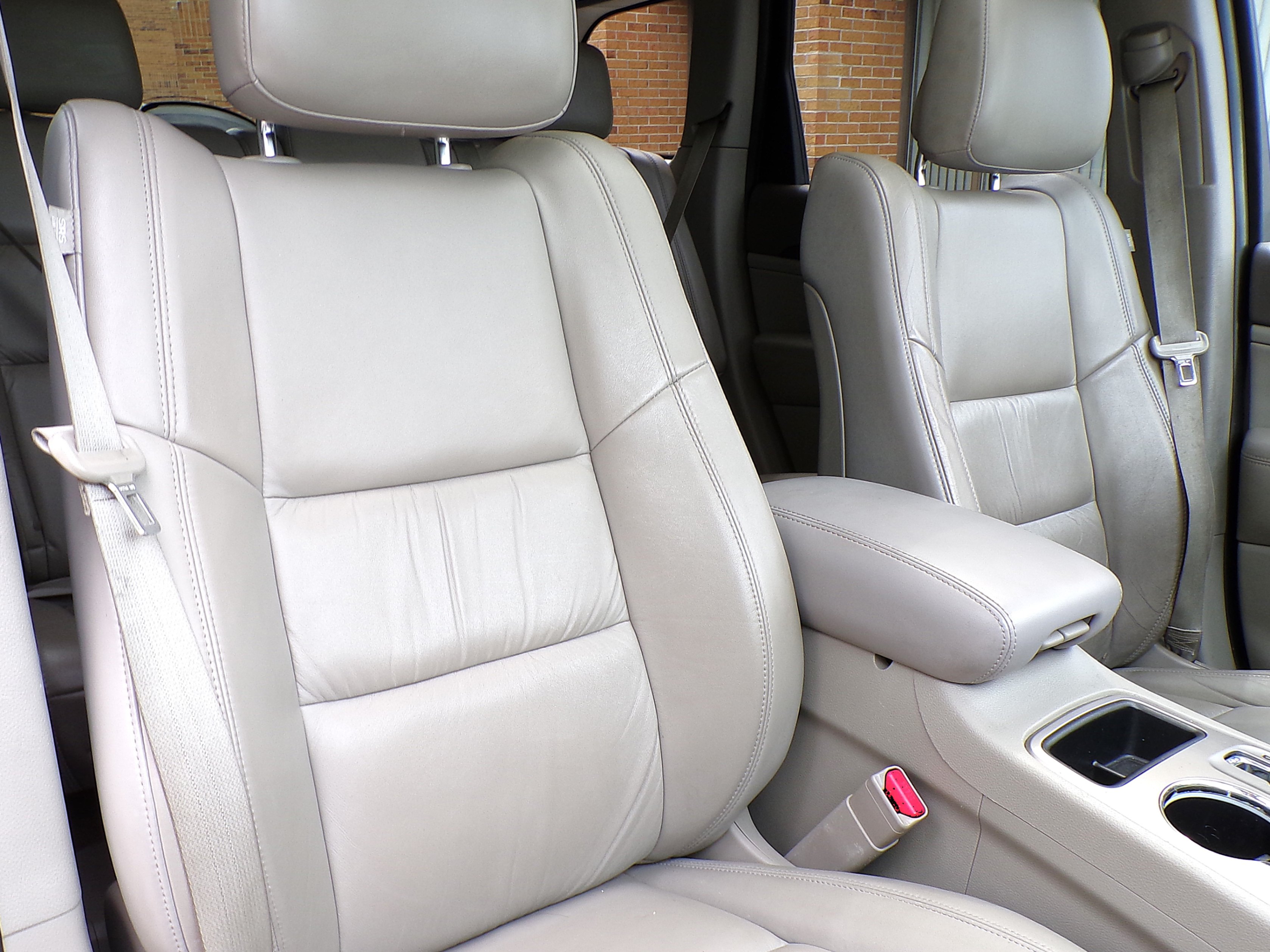 /autogallery/2011-Jeep-GrandCherokee-27515967947695086.jpg