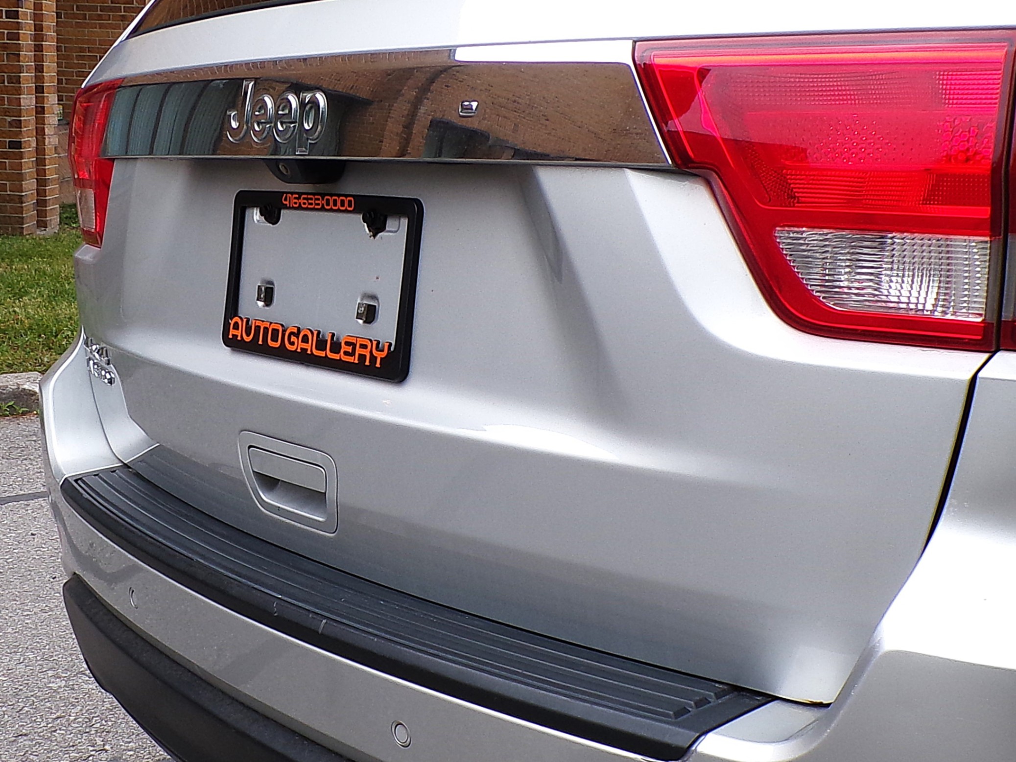 /autogallery/2011-Jeep-GrandCherokee-28153370212889106.jpg
