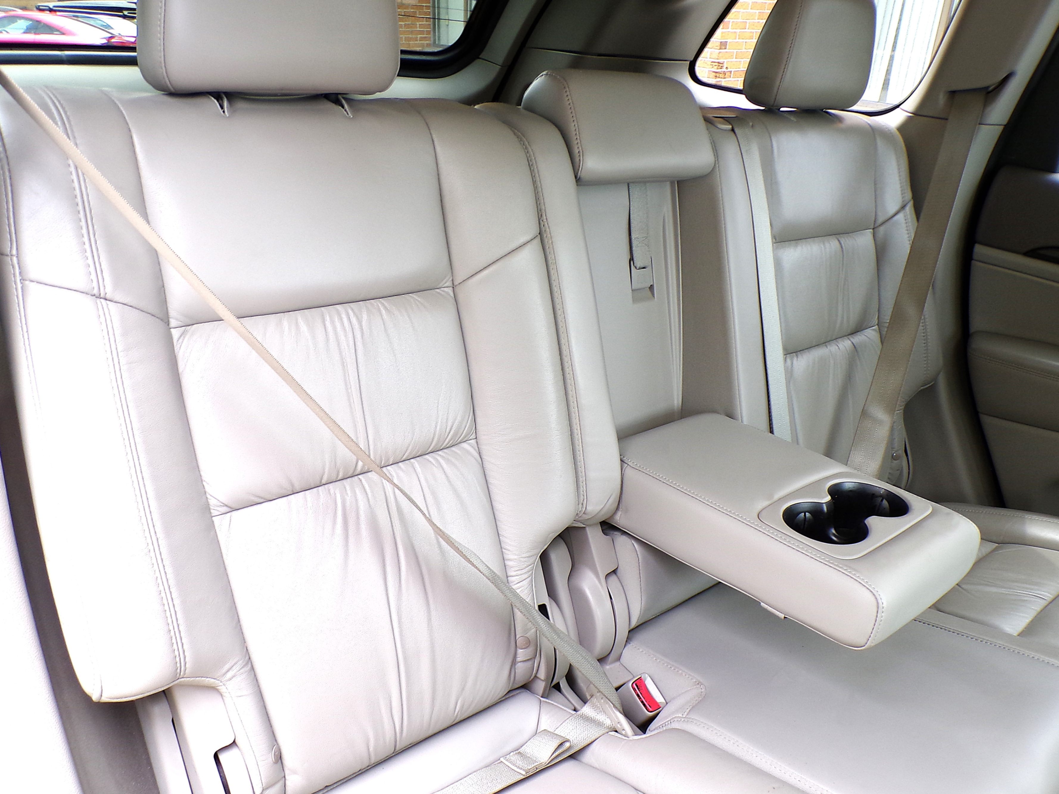 /autogallery/2011-Jeep-GrandCherokee-4289496503441643.jpg