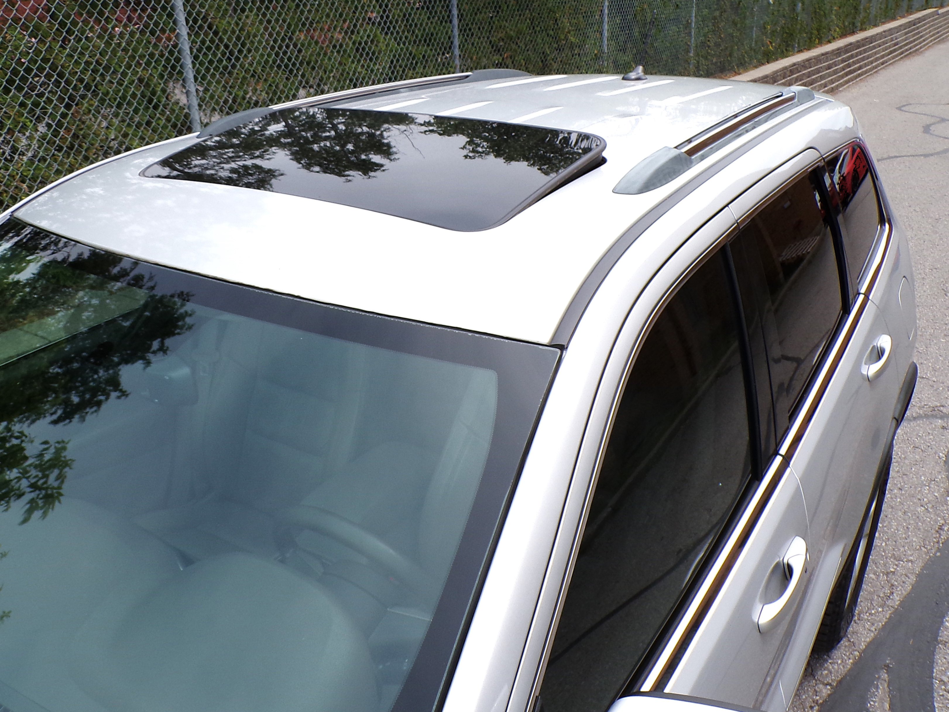 /autogallery/2011-Jeep-GrandCherokee-8180949246698919.jpg