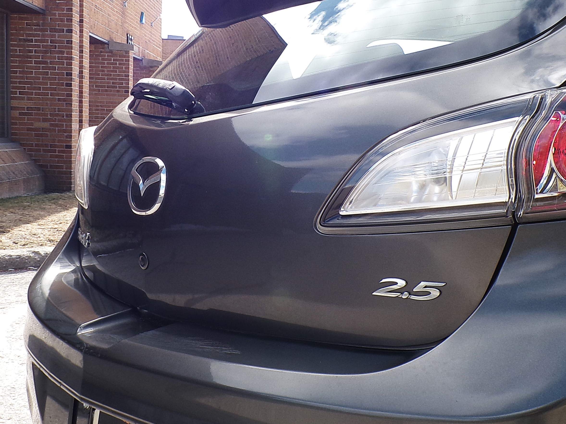 /autogallery/2011-Mazda-Mazda3-127942119884354.jpg