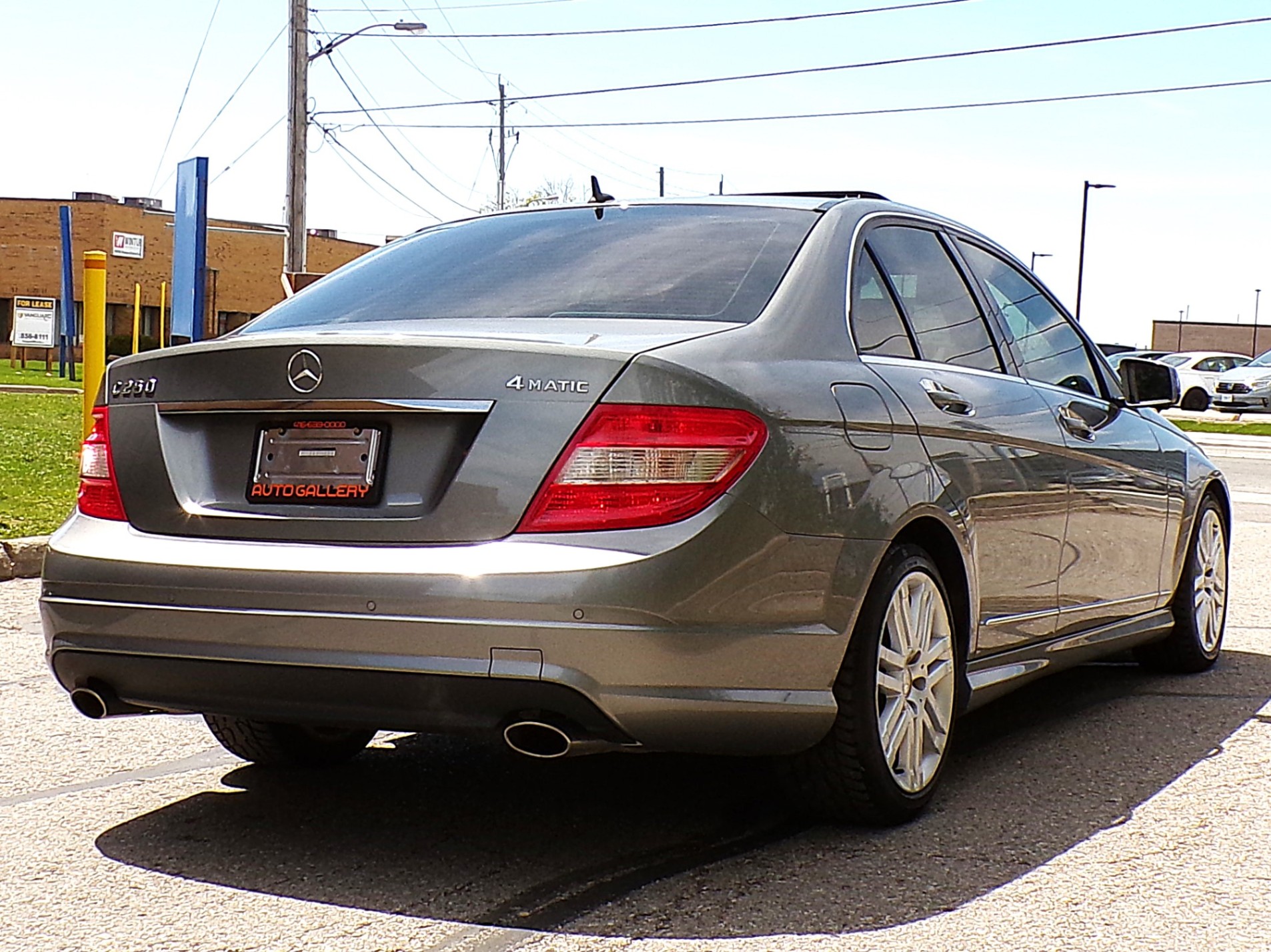 /autogallery/2011-Mercedes-Benz-C-Class-520852694566639.jpg