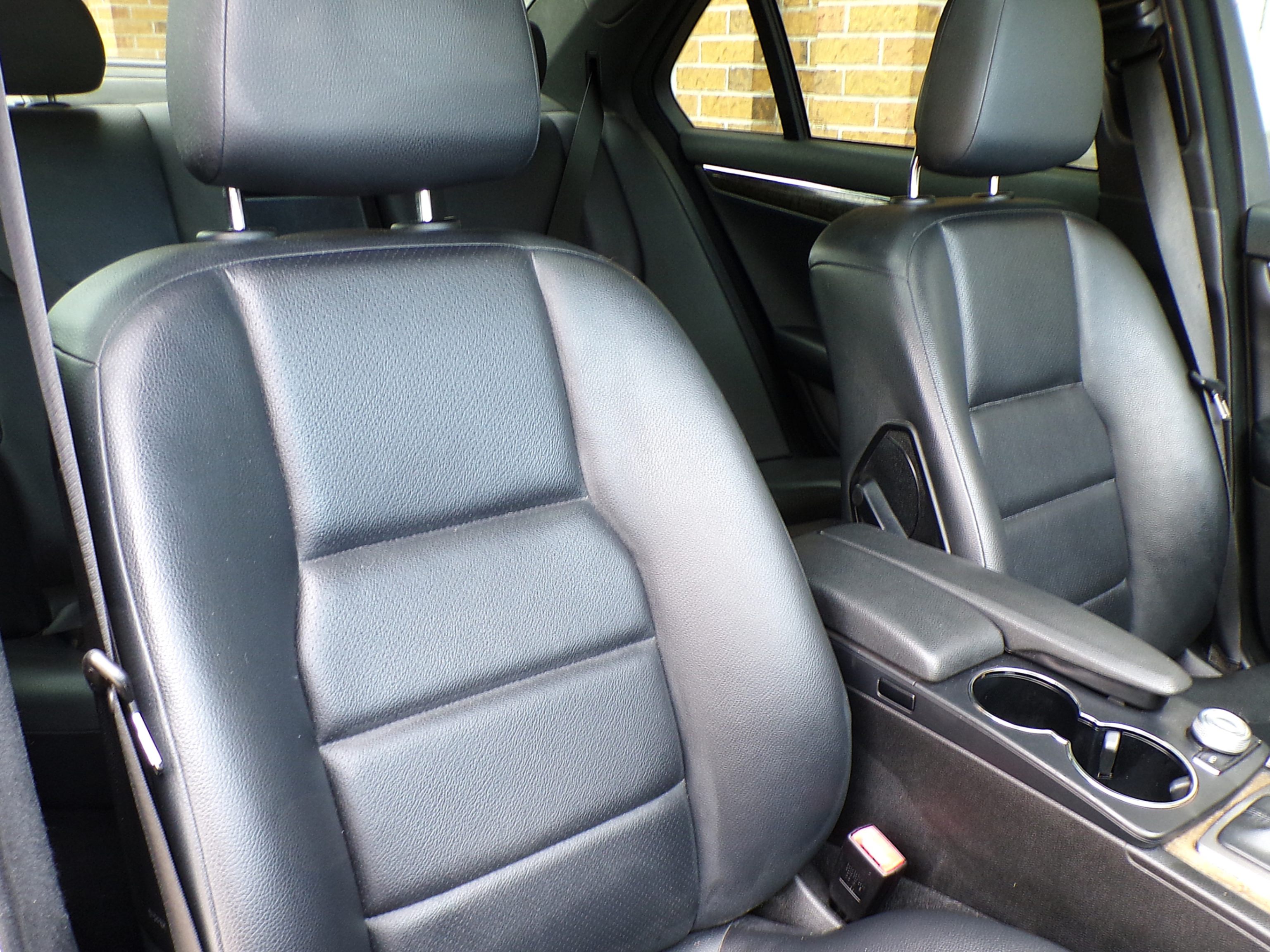 /autogallery/2011-Mercedes-Benz-C-Class-6334812292819989.jpg