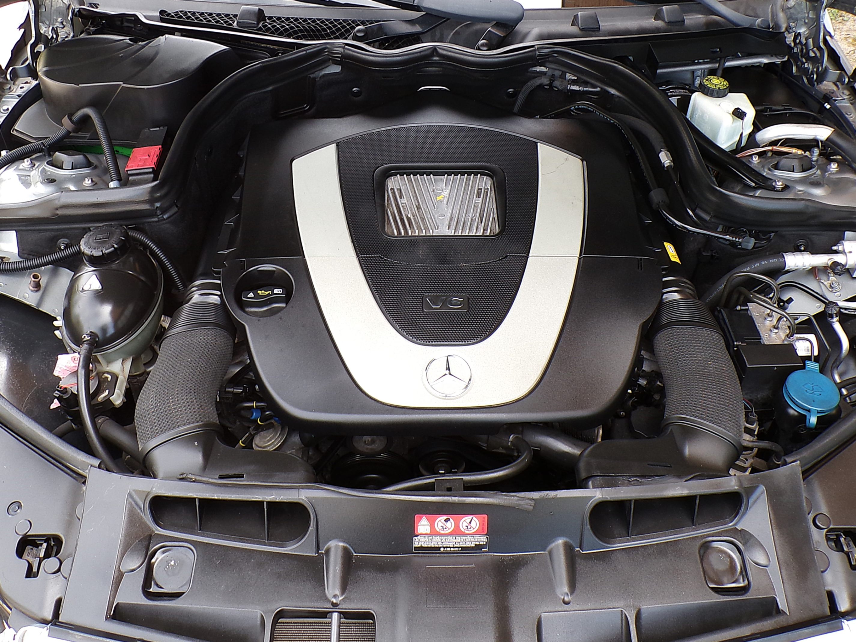 /autogallery/2011-Mercedes-Benz-C-Class-6640104480973874.jpg