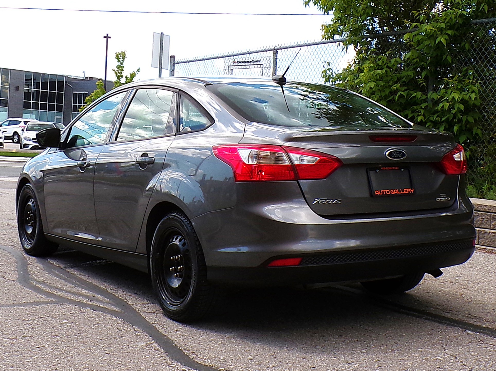 /autogallery/2012-Ford-Focus-48040227605554175.jpg