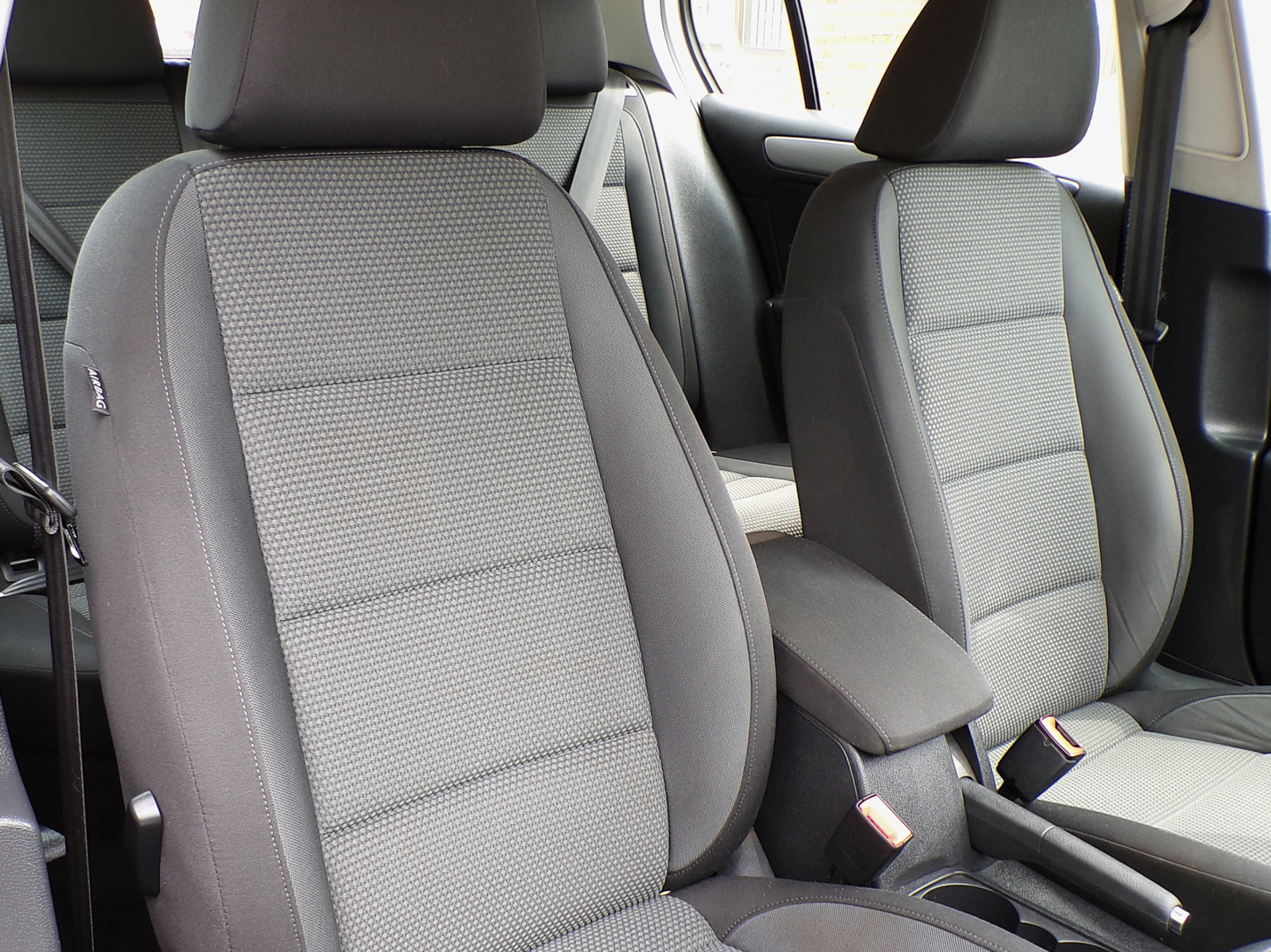 /autogallery/2012-Volkswagen-Golf-23403650486798933.jpg