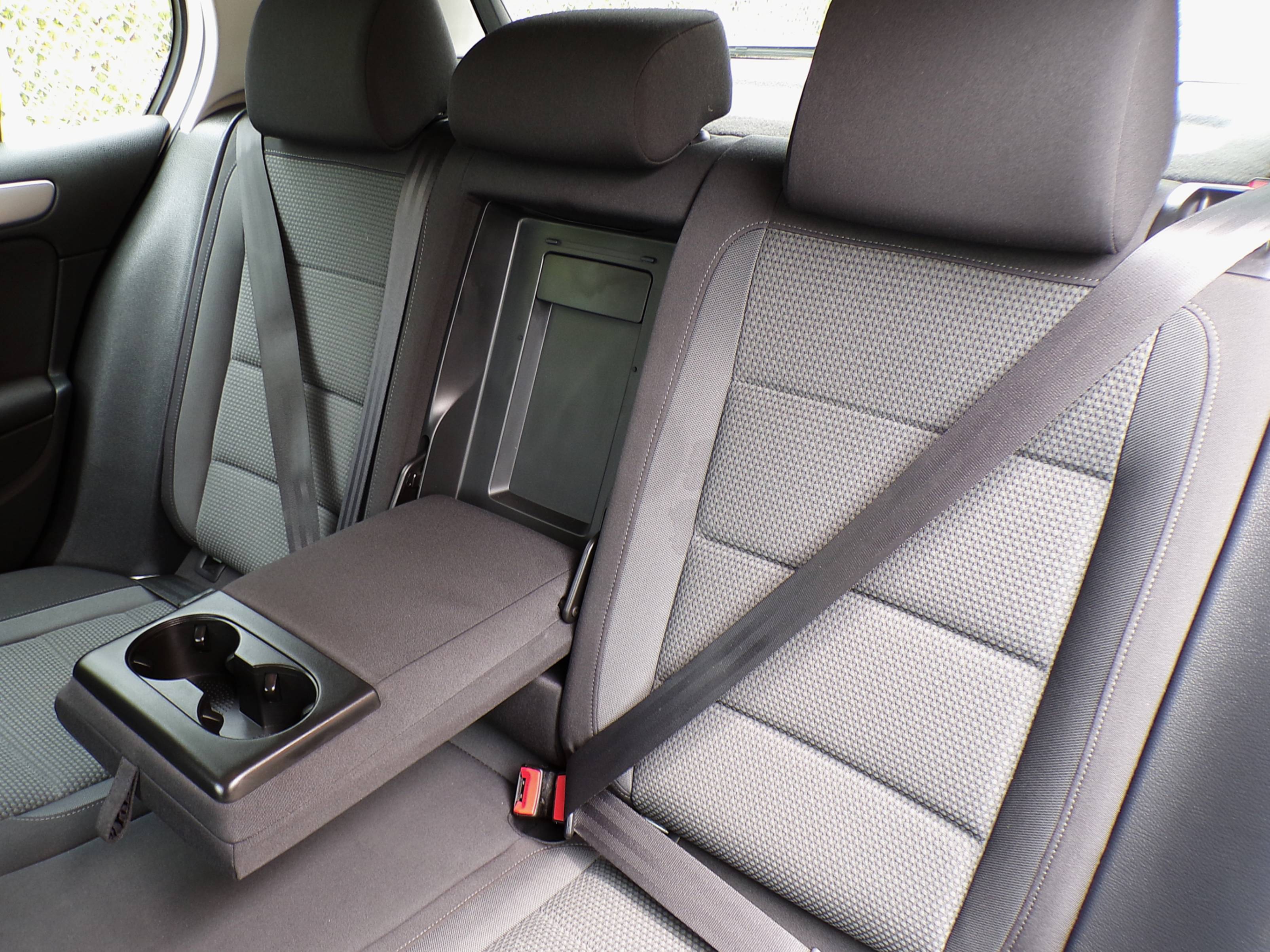 /autogallery/2012-Volkswagen-Golf-32697721745150665.jpg