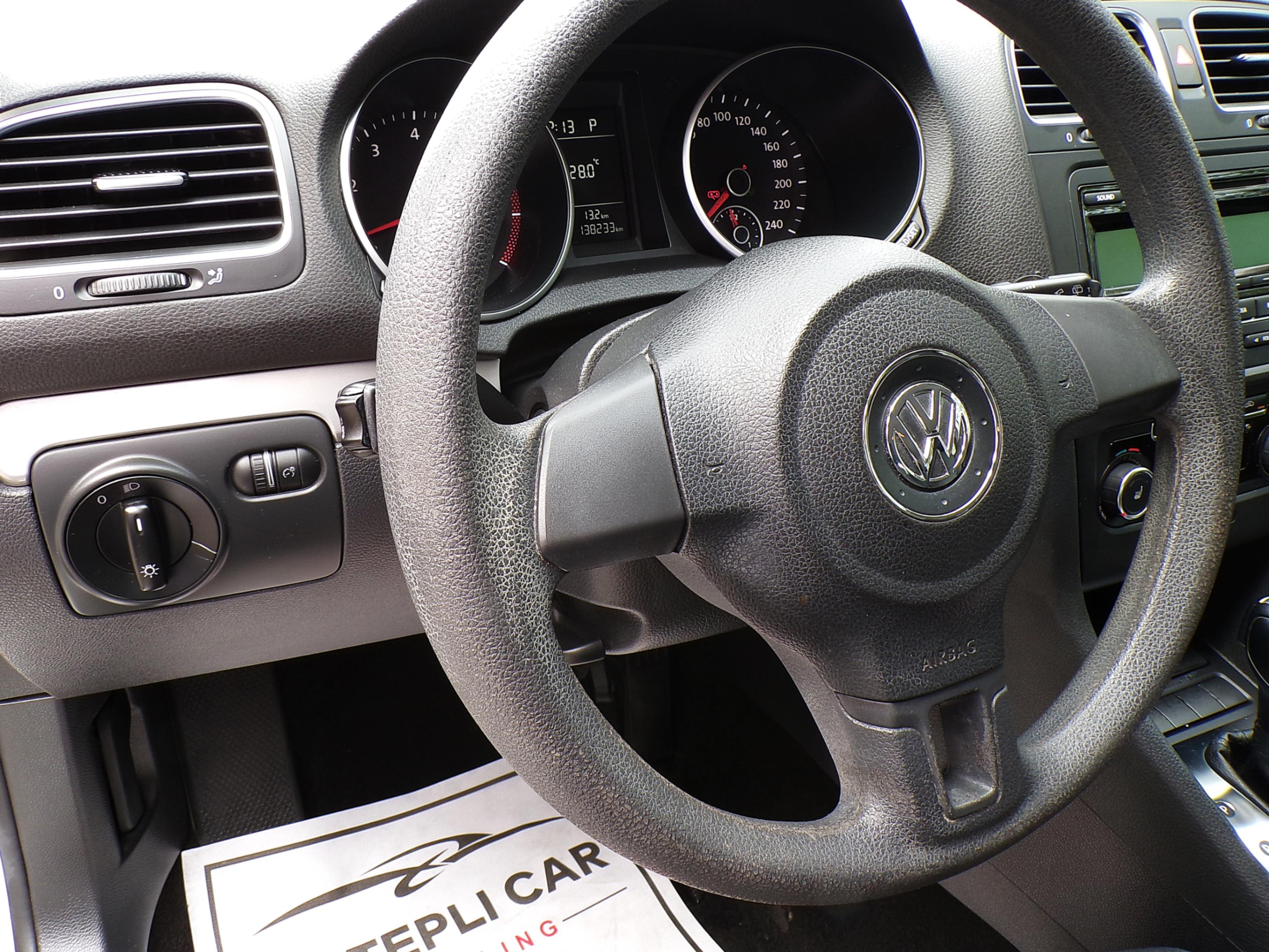 /autogallery/2012-Volkswagen-Golf-9845495041323407.jpg