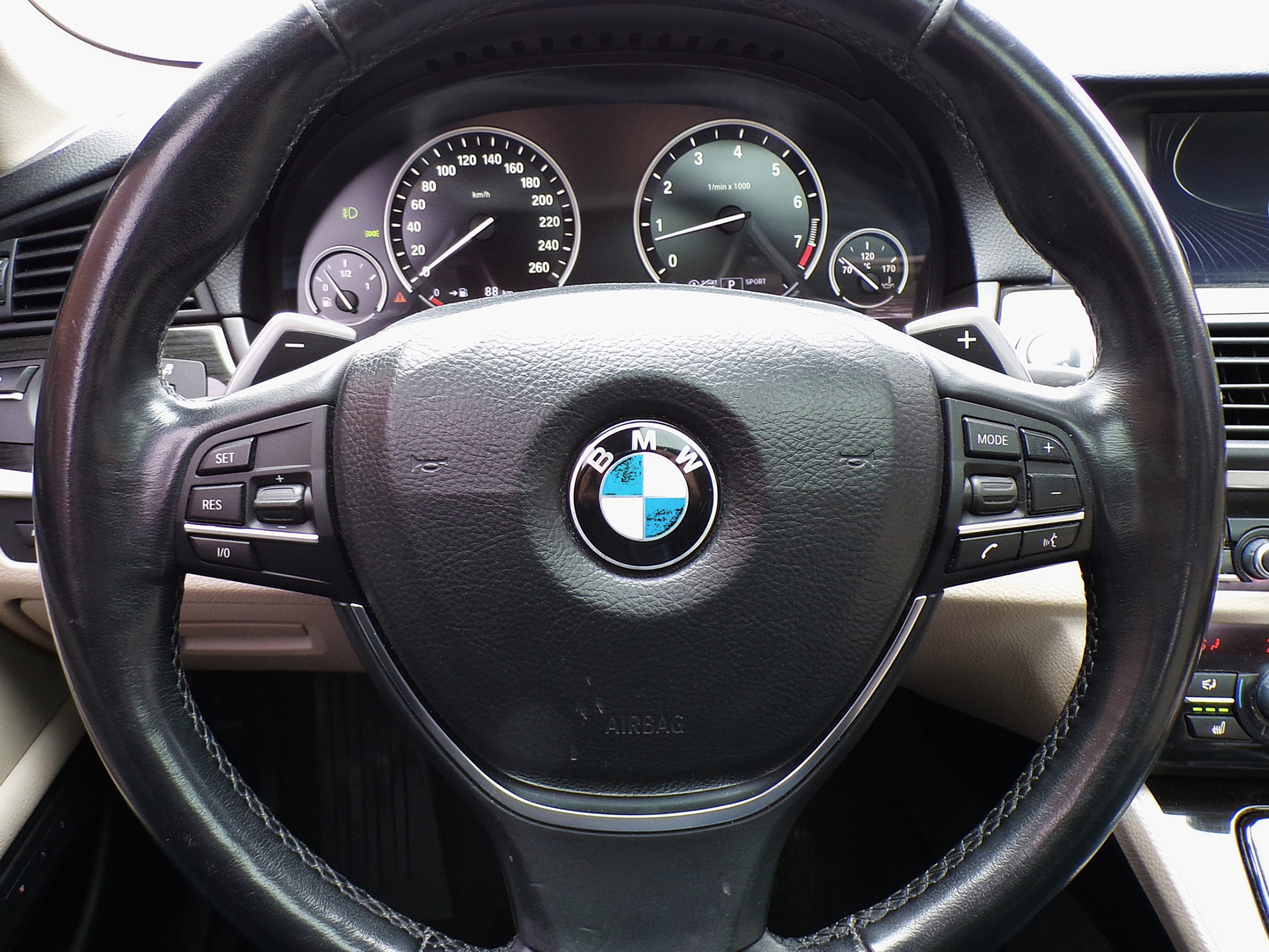 /autogallery/2013-BMW-5-Series-5226099964530184.jpg