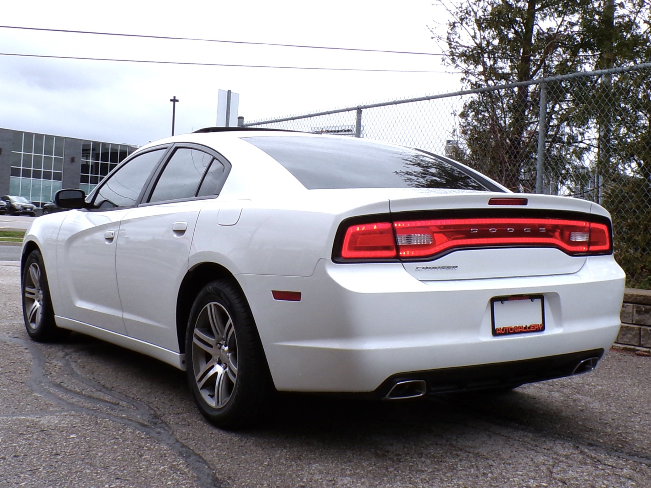 /autogallery/2013-Dodge-Charger-25979046144224793.jpg