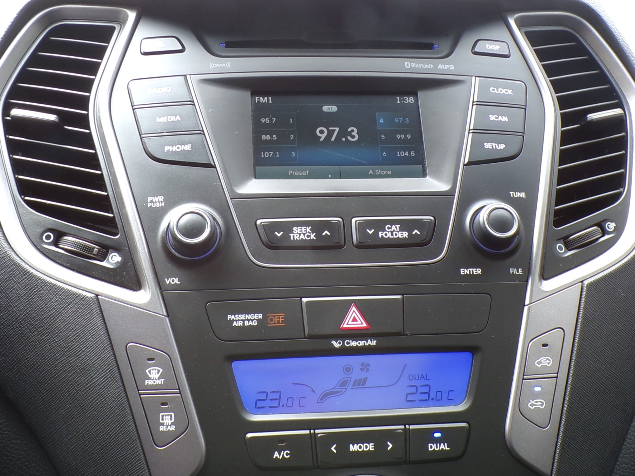 /autogallery/2013-Hyundai-SantaFe-25785738767089117.jpg