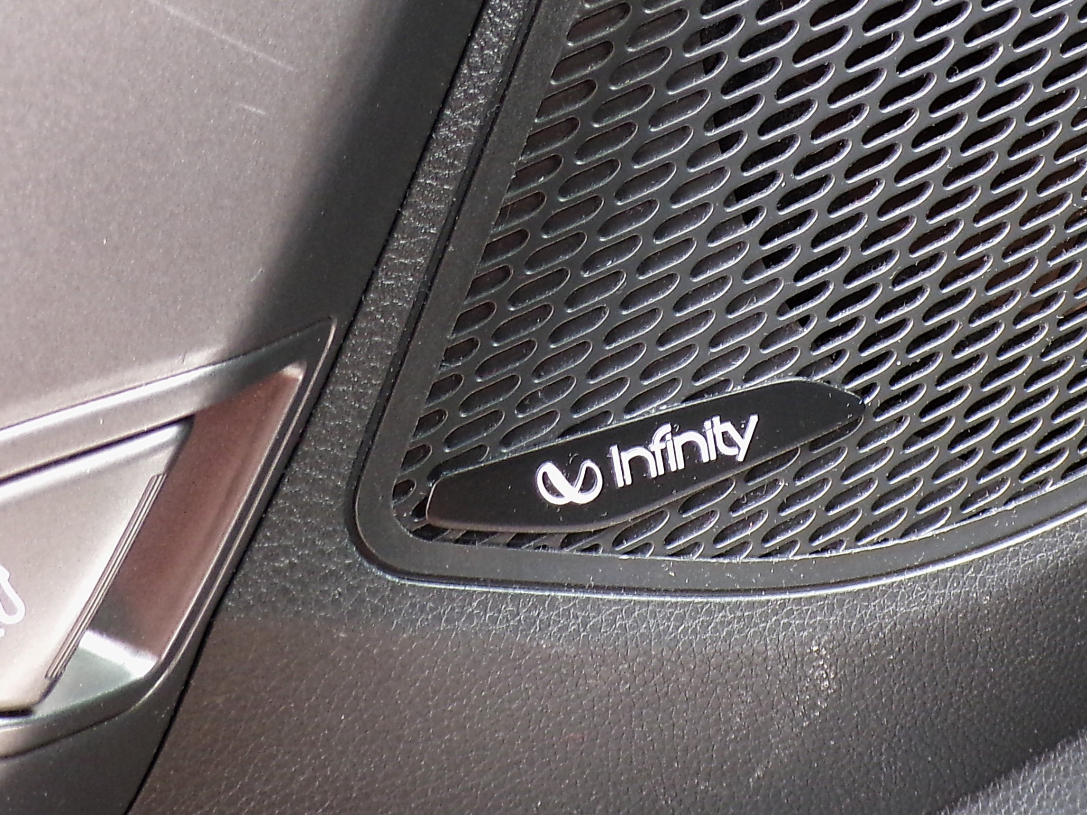 /autogallery/2013-Hyundai-SantaFe-4481438120567347.jpg