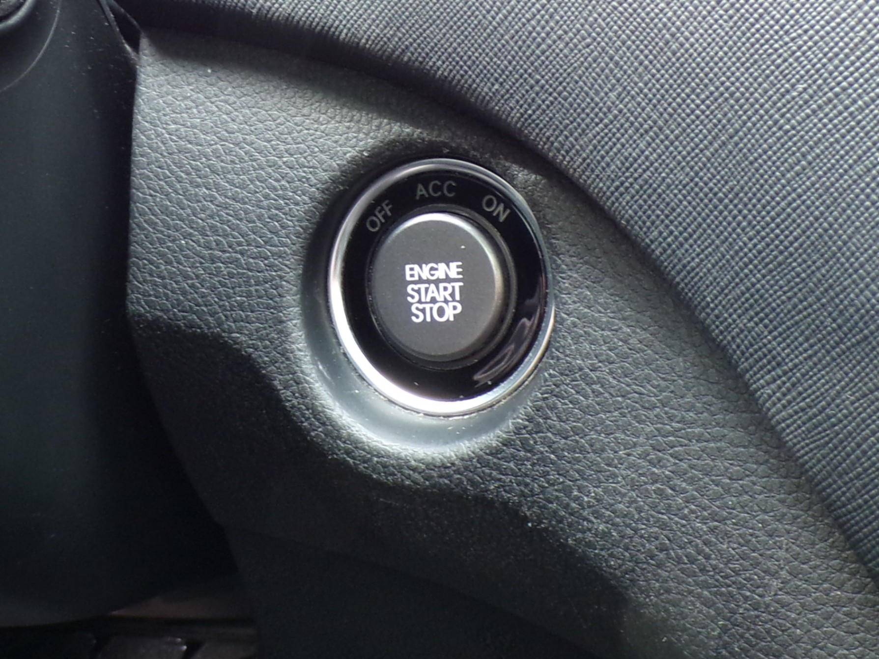 /autogallery/2013-Hyundai-SantaFe-5025726990194224.jpg