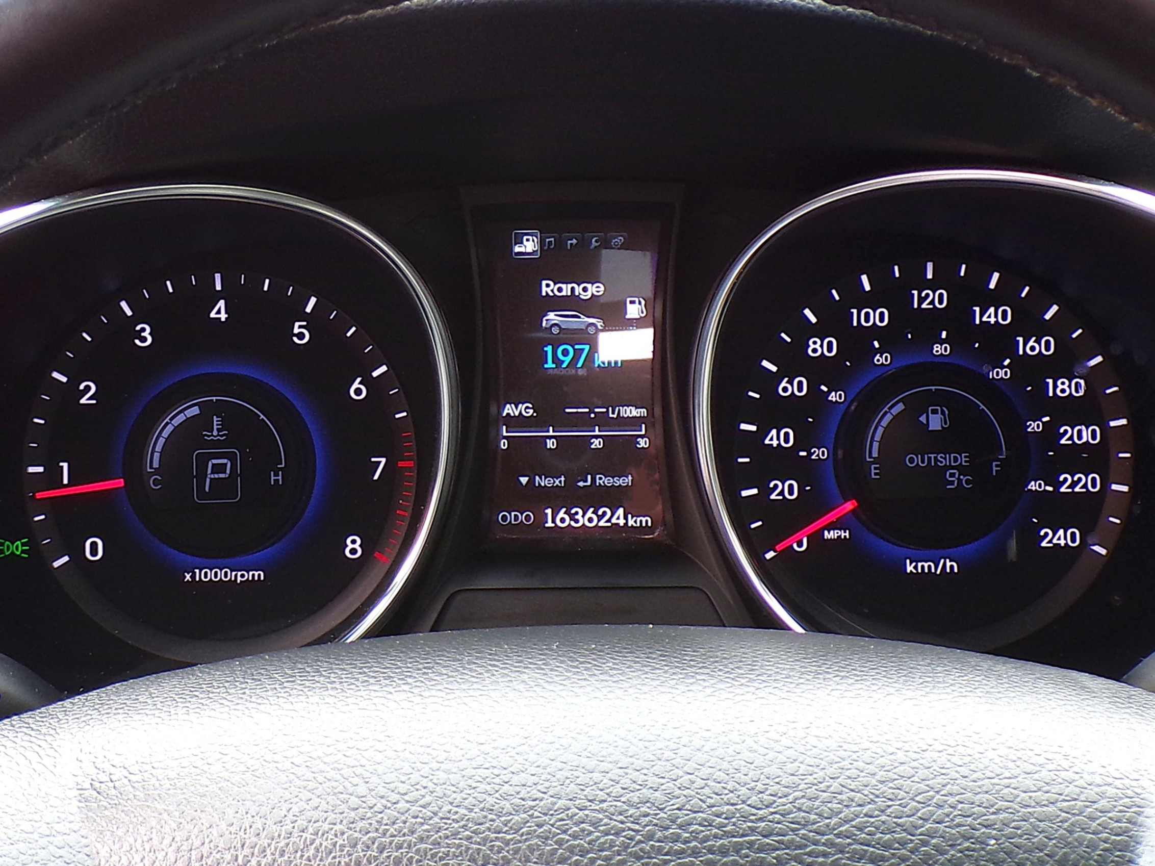 /autogallery/2013-Hyundai-SantaFe-7123380769926175.jpg