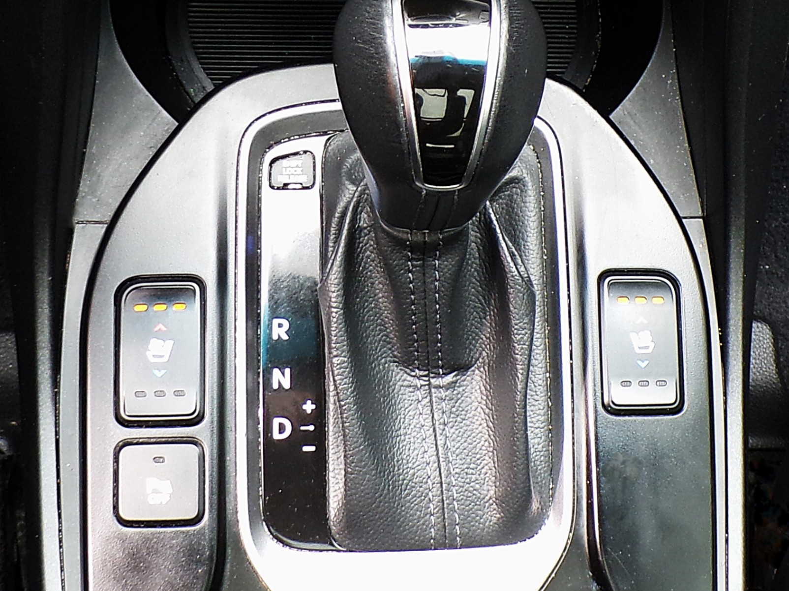 /autogallery/2013-Hyundai-SantaFe-7840275776116623.jpg
