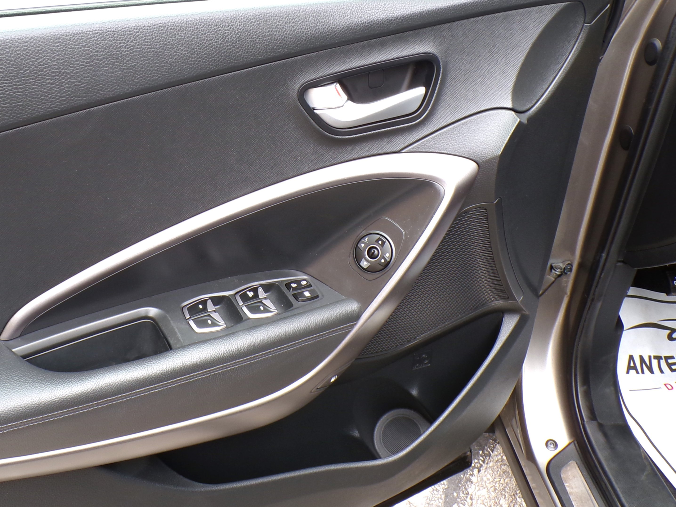 /autogallery/2013-Hyundai-SantaFe-8996087947524685.jpg