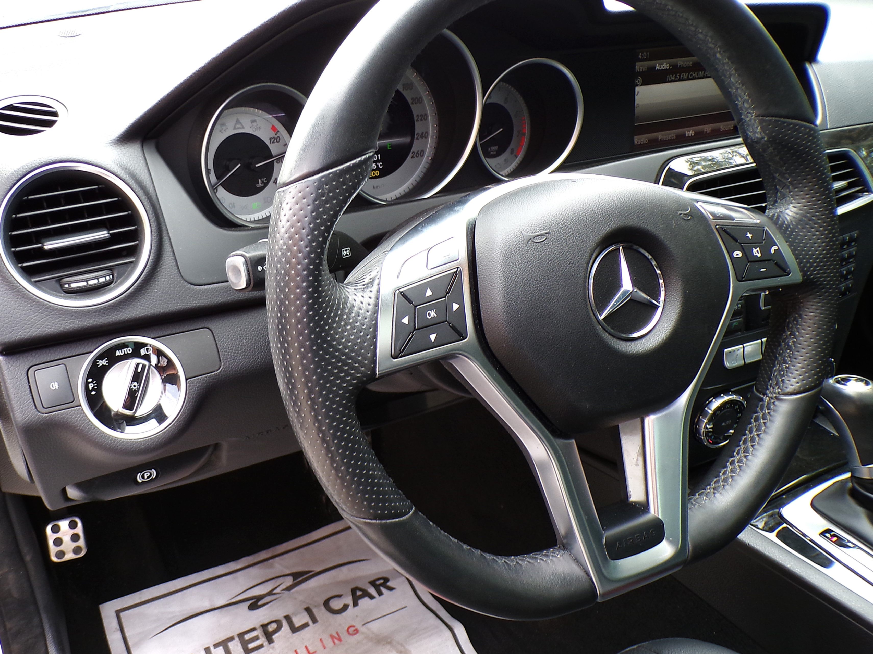 /autogallery/2013-Mercedes-Benz-C-Class-740145756219694.jpg