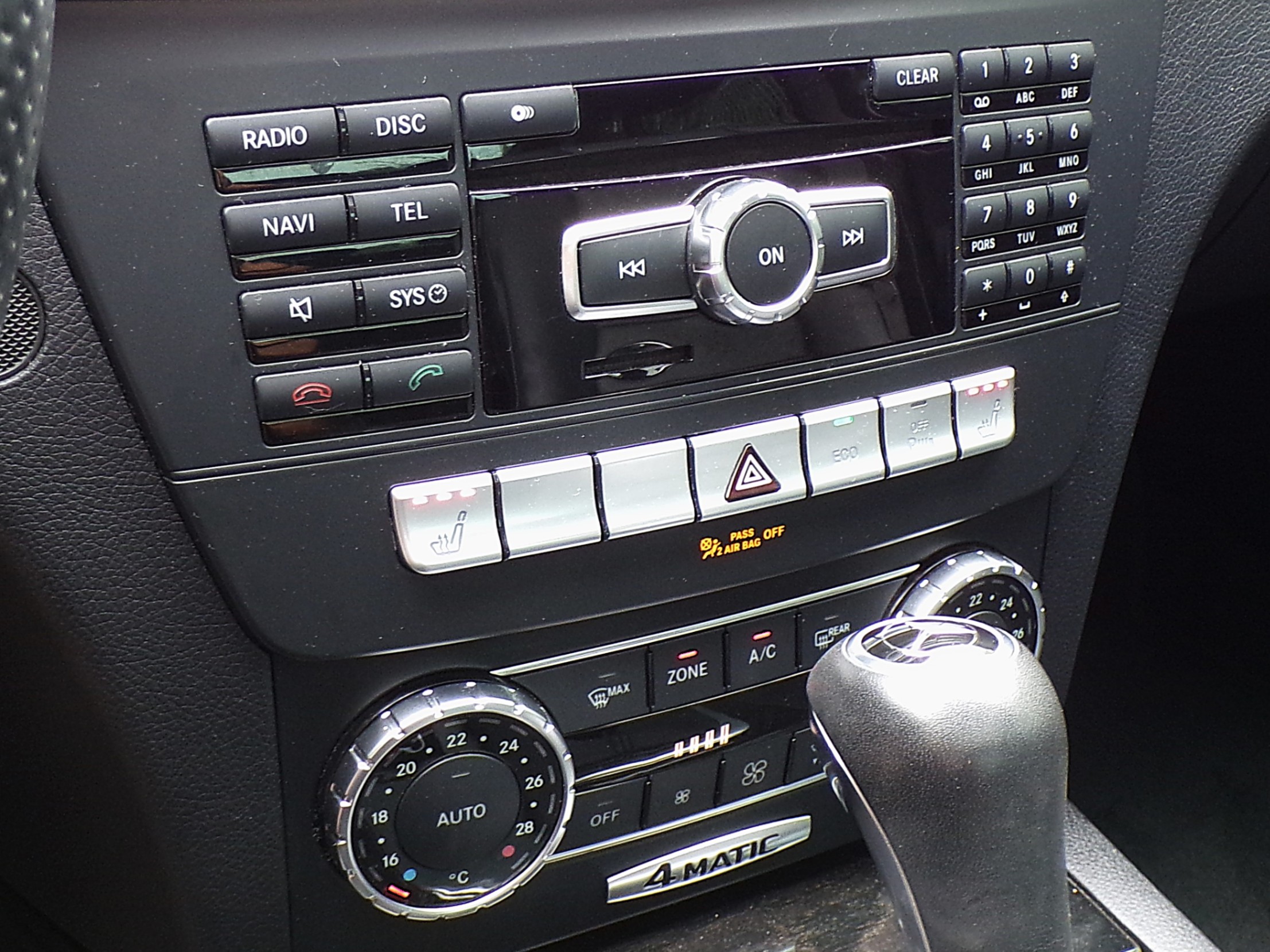 /autogallery/2013-Mercedes-Benz-C-Class-8203241640132577.jpg