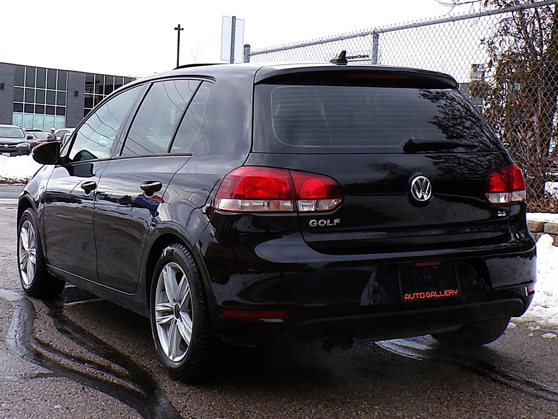 /autogallery/2013-Volkswagen-Golf-9792222269733188.jpg