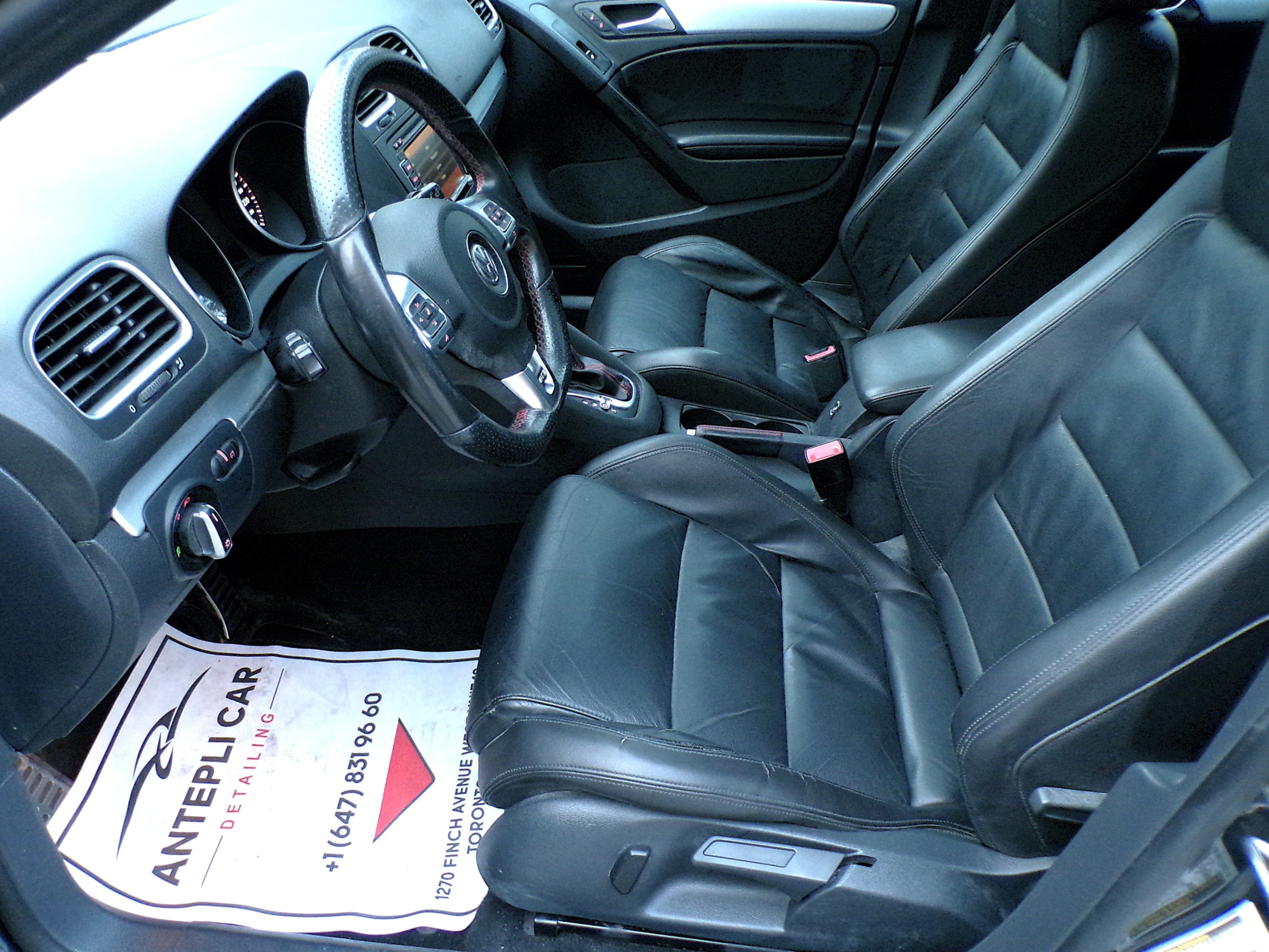 /autogallery/2013-Volkswagen-GolfGTI-4219318029360015.jpg