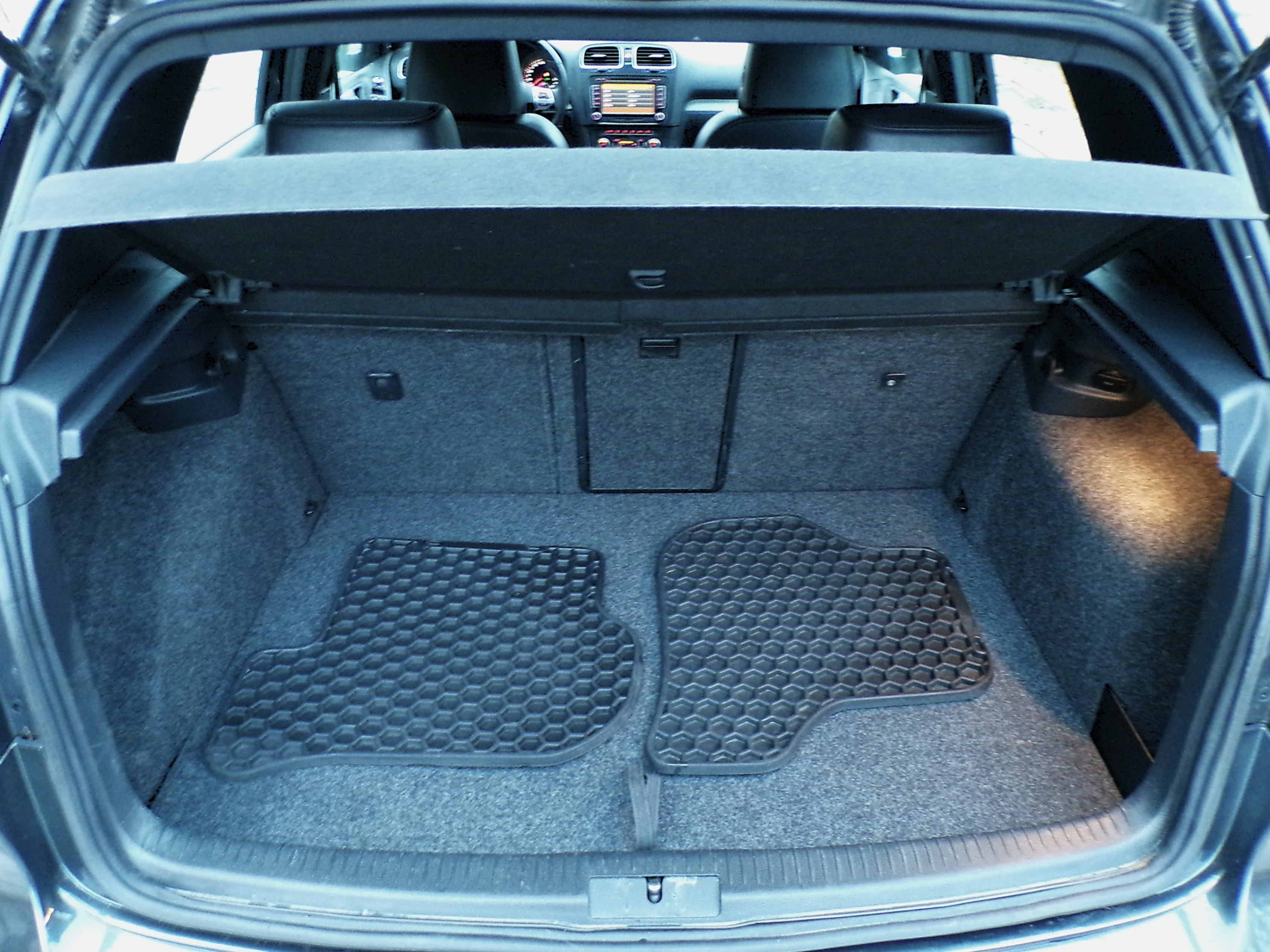 /autogallery/2013-Volkswagen-GolfGTI-6192449636830202.jpg