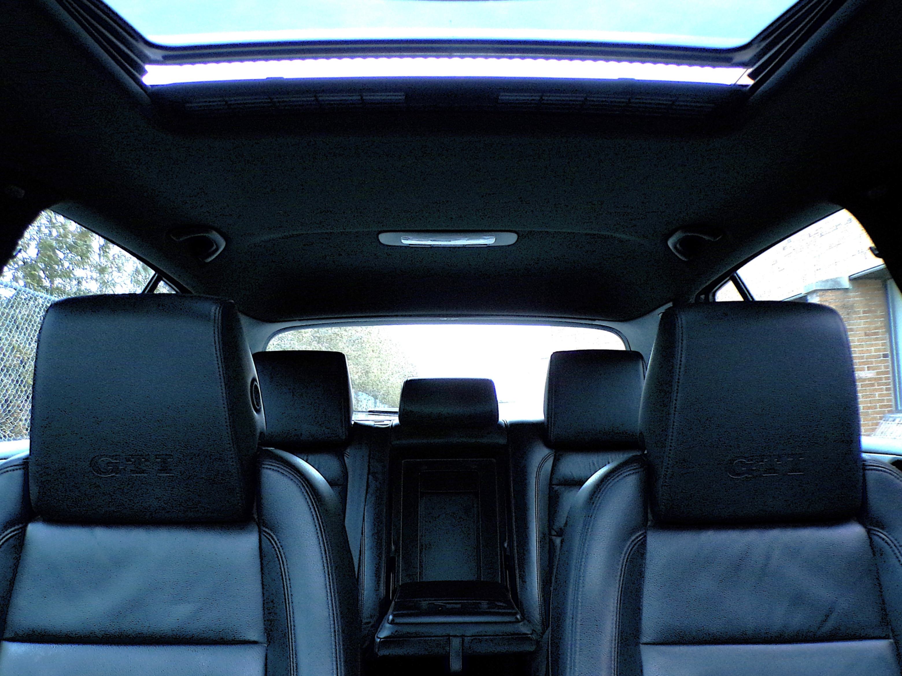 /autogallery/2013-Volkswagen-GolfGTI-7705647264396114.jpg