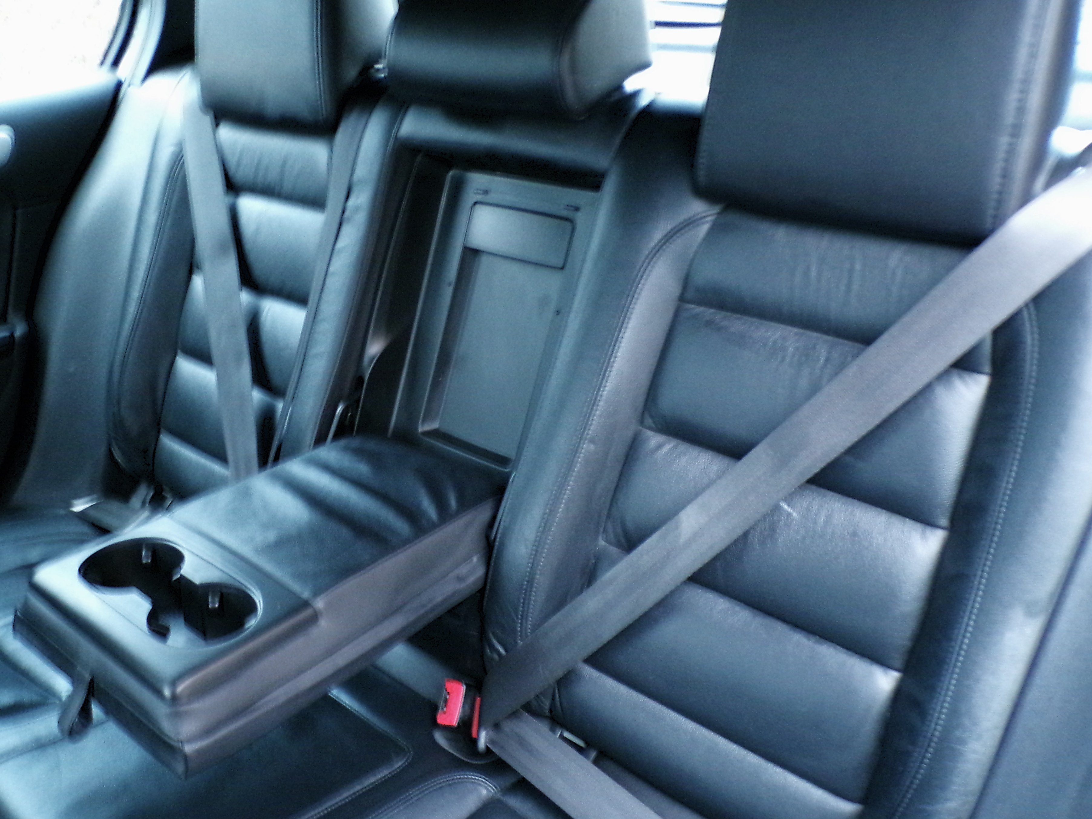 /autogallery/2013-Volkswagen-GolfGTI-8733633559804292.jpg