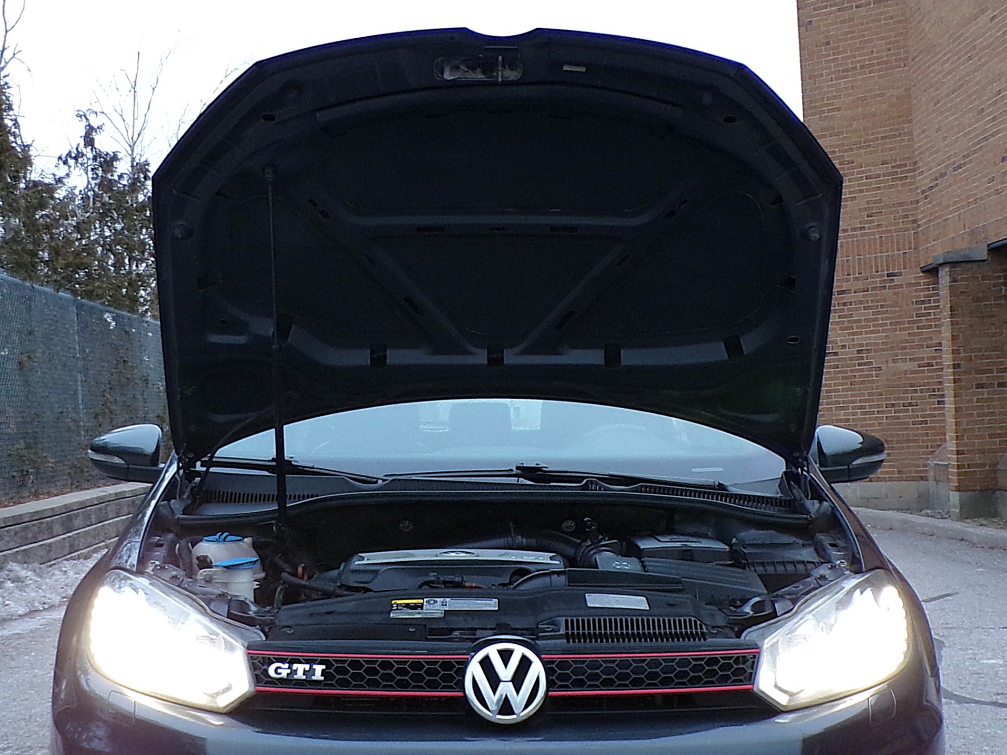 /autogallery/2013-Volkswagen-GolfGTI-8840458447118296.jpg