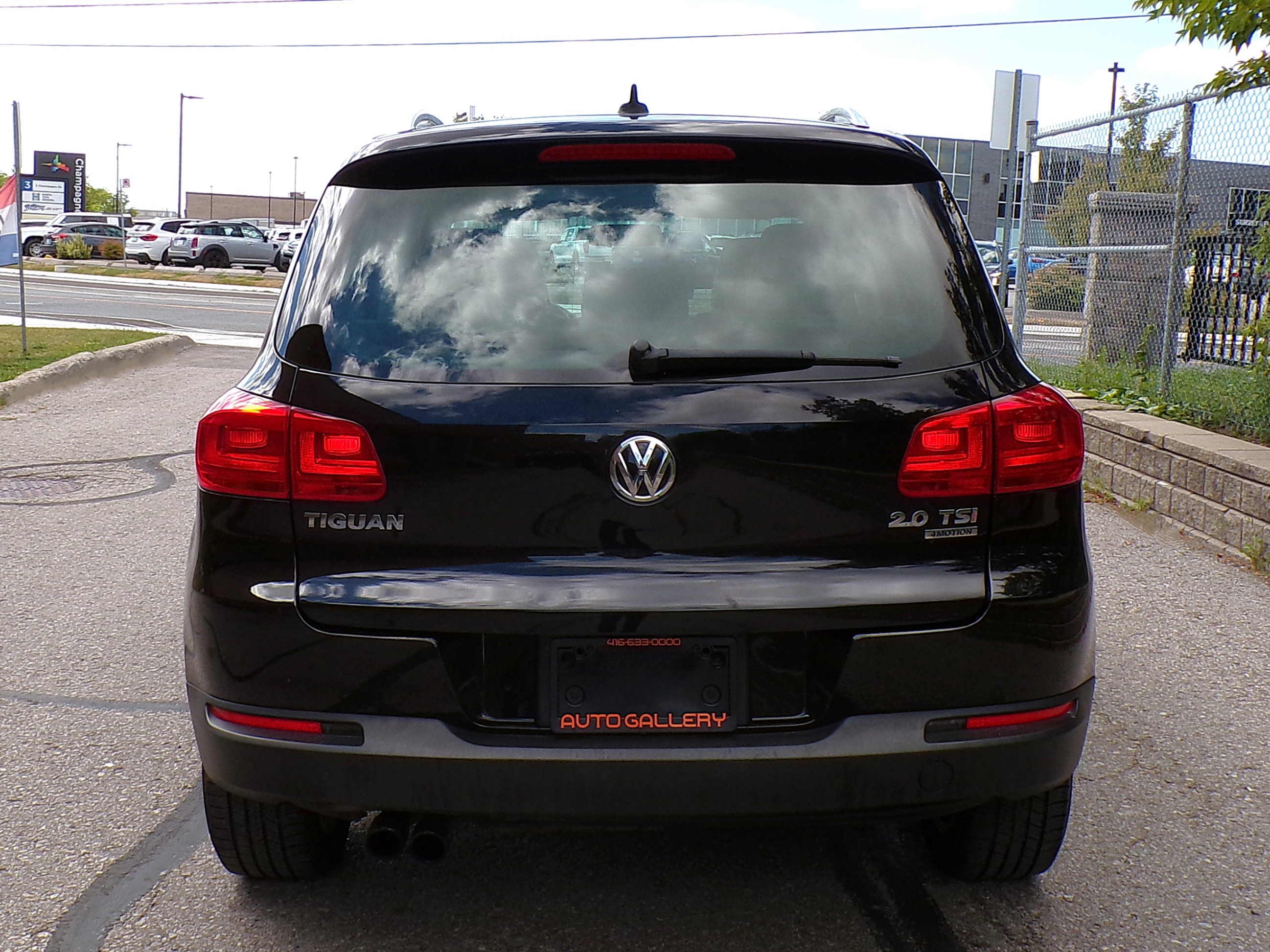 /autogallery/2013-Volkswagen-Tiguan-6382762716463968.jpg