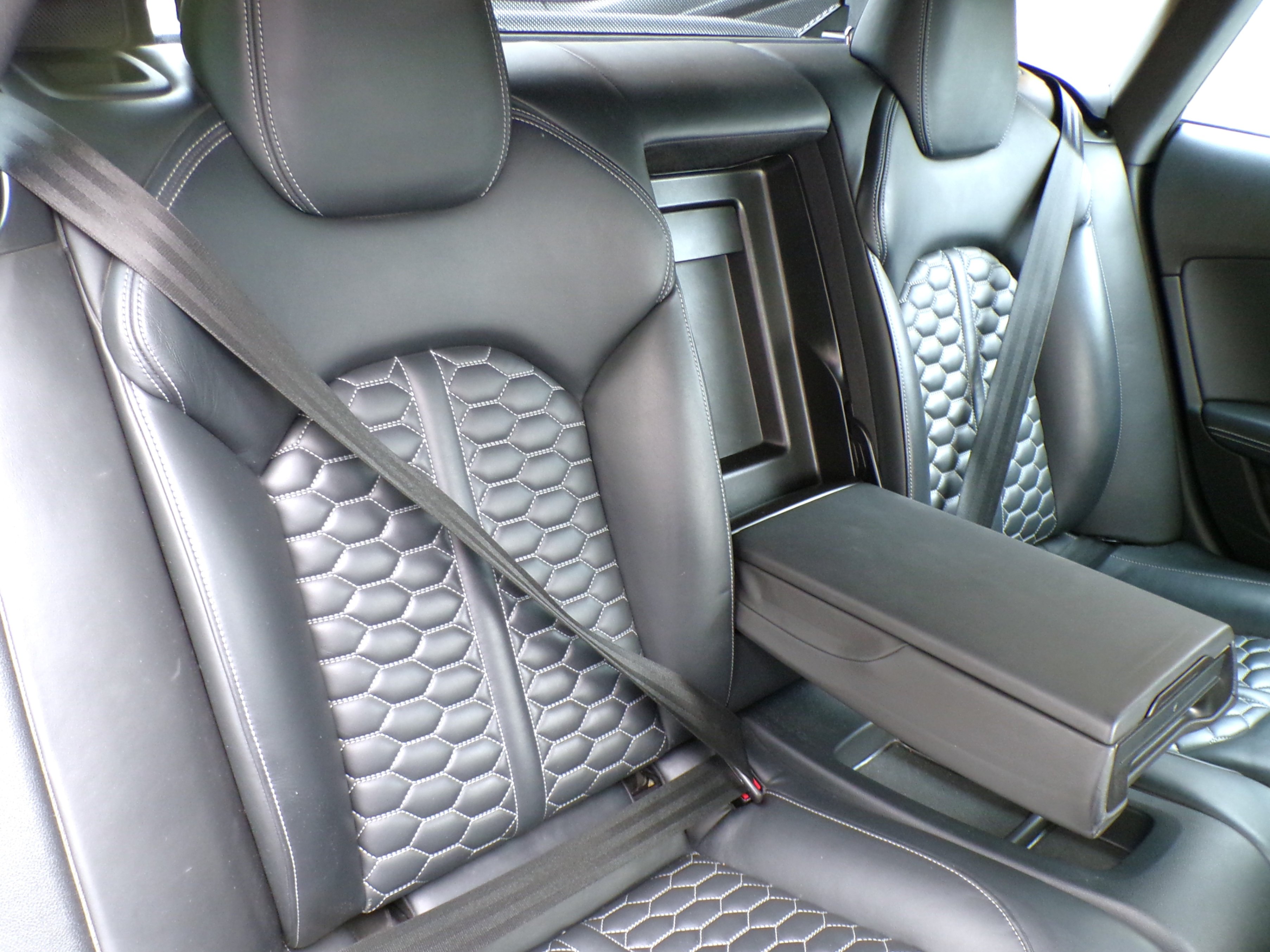 /autogallery/2014-Audi-RS7-1246269632682977.jpg