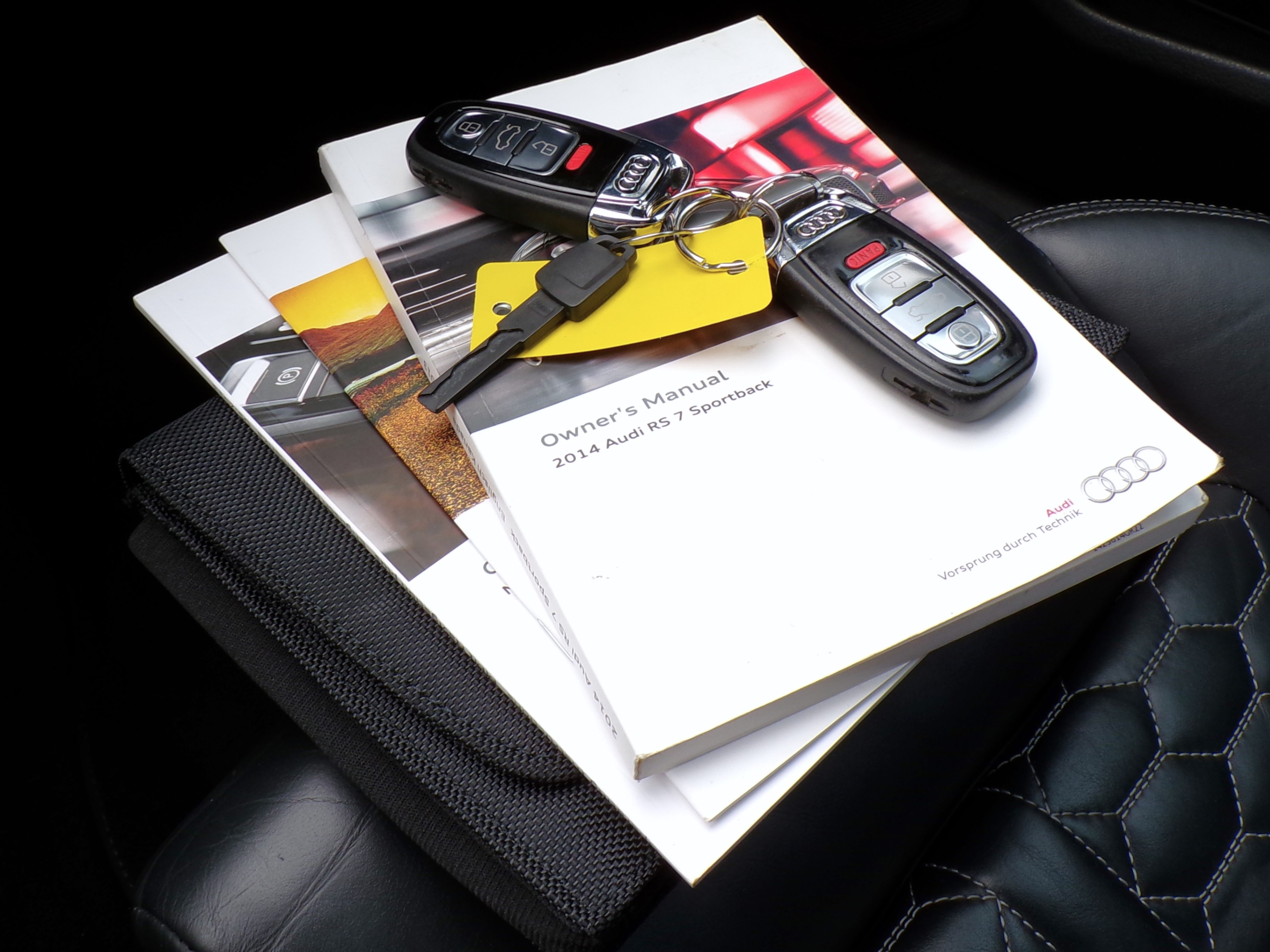 /autogallery/2014-Audi-RS7-3518583046111132.jpg