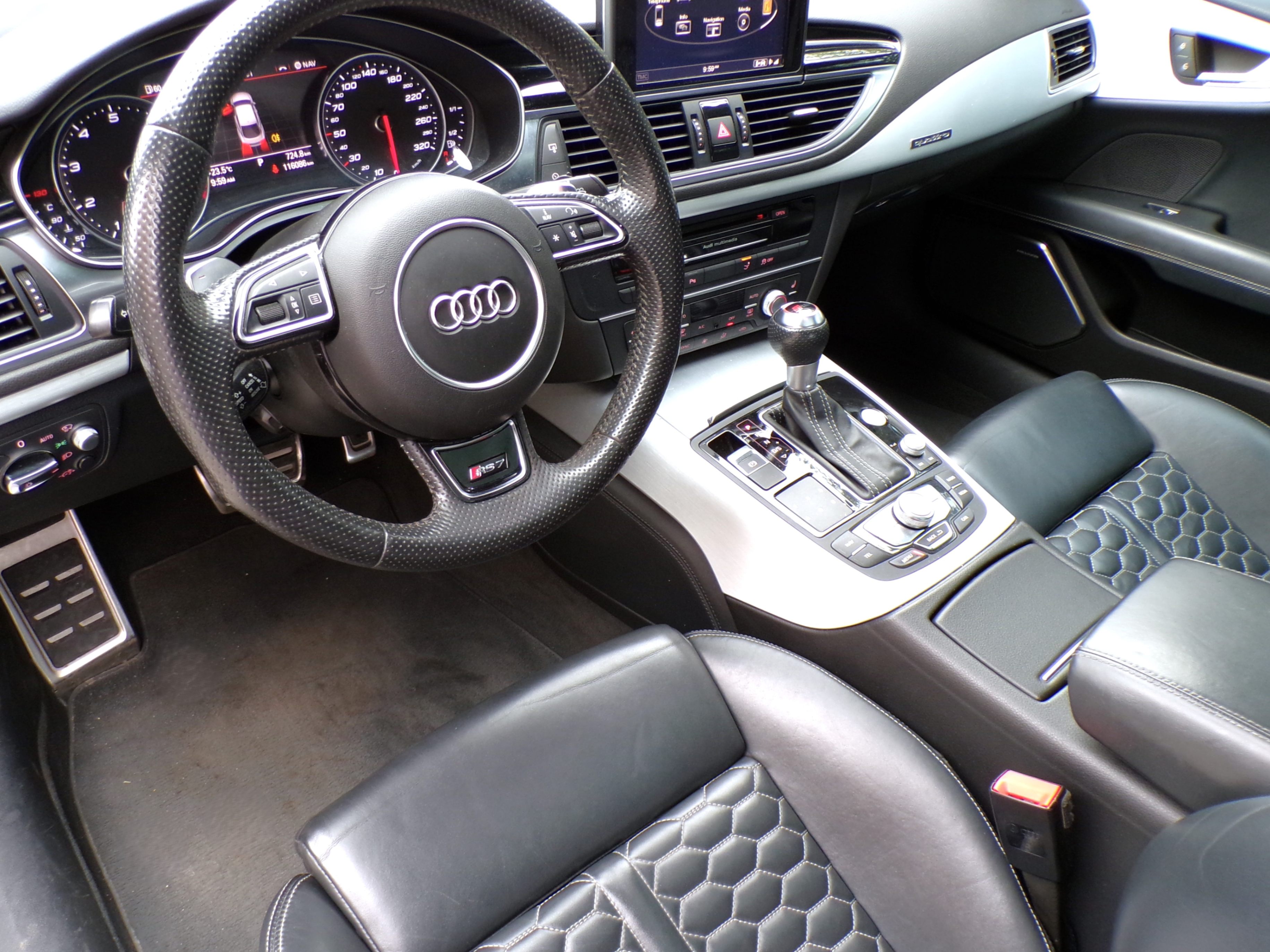 /autogallery/2014-Audi-RS7-7353680531269979.jpg
