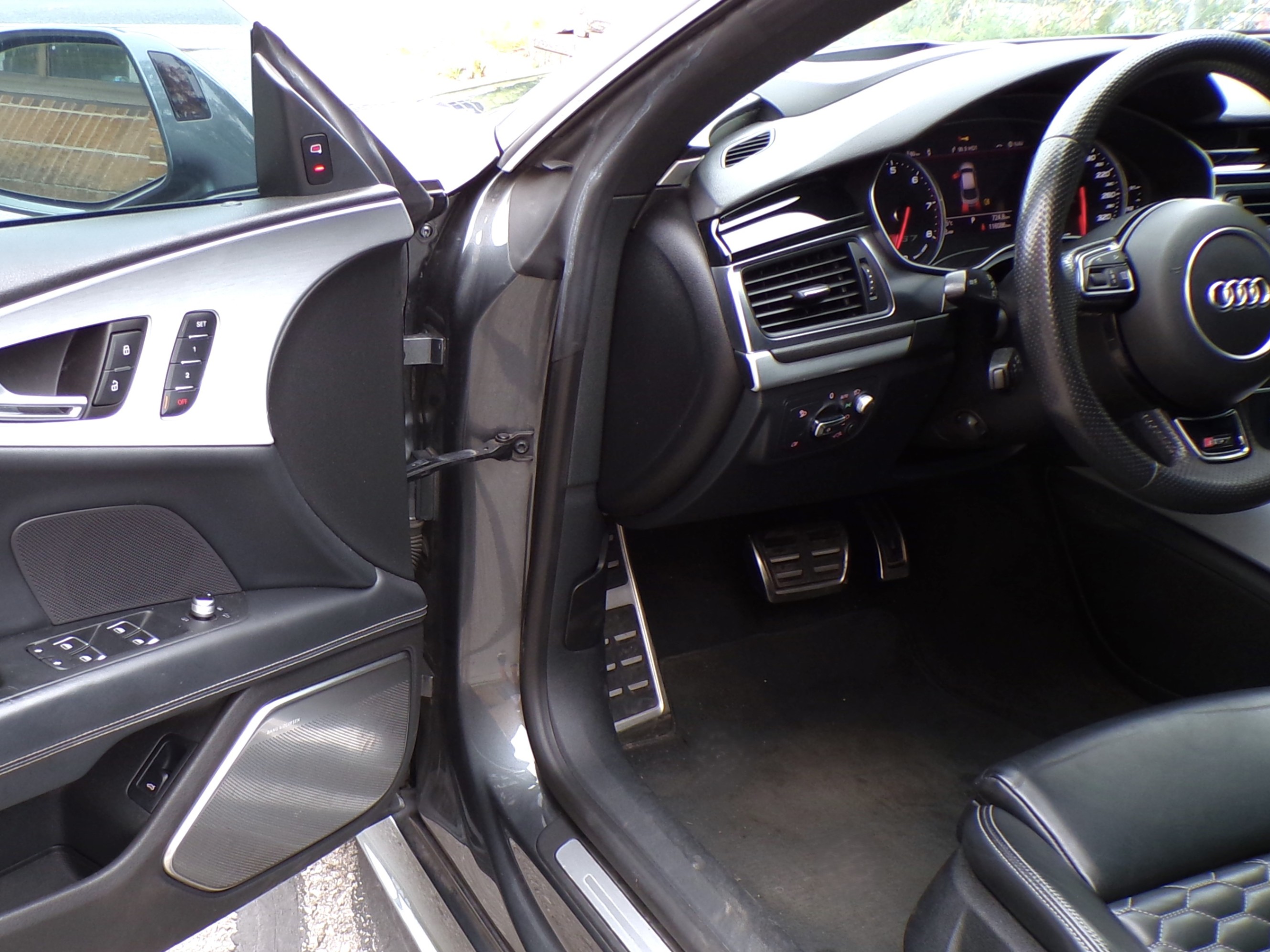 /autogallery/2014-Audi-RS7-912014312676122.jpg