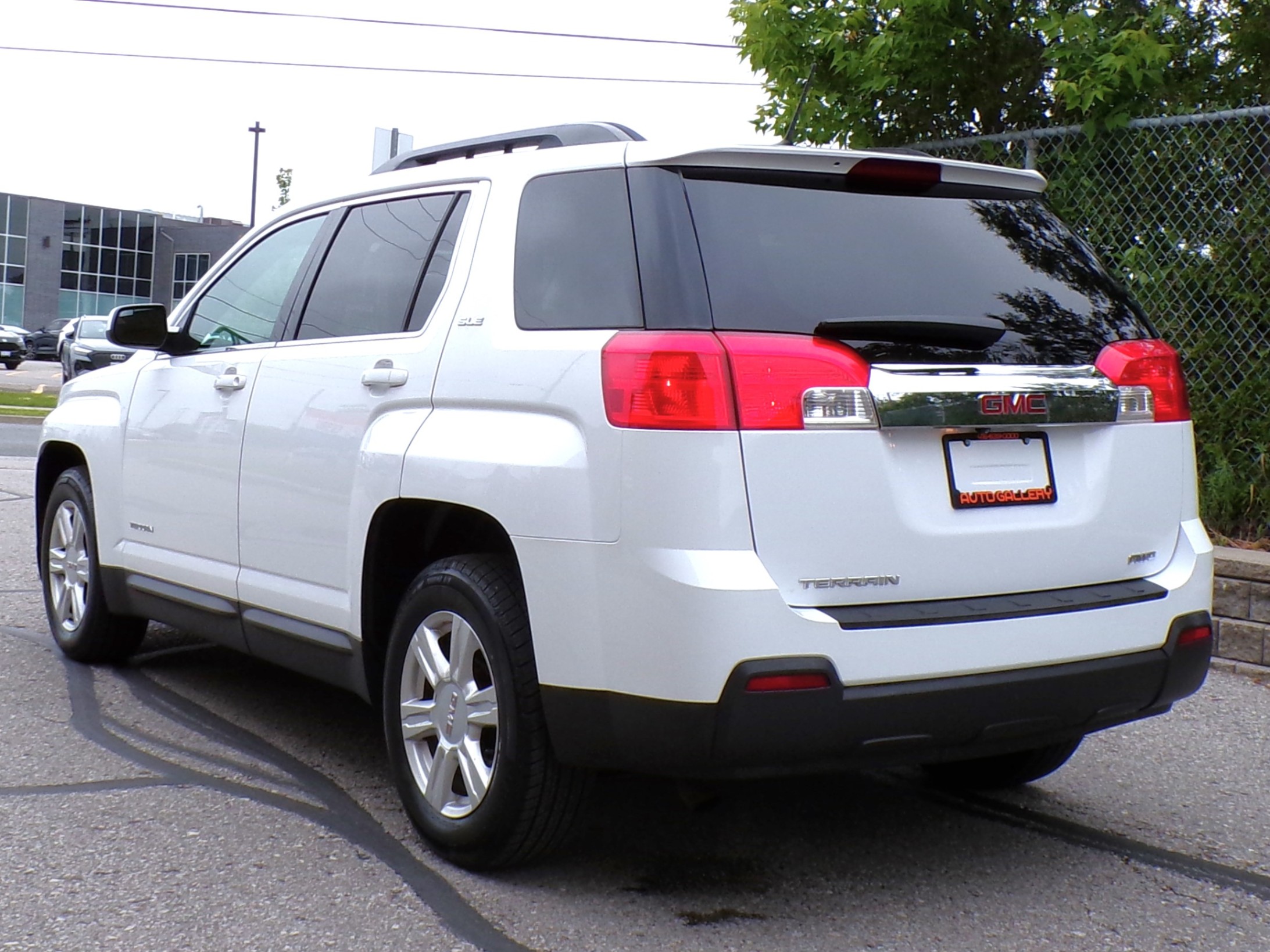 /autogallery/2014-GMC-Terrain-36912673834741727.jpg