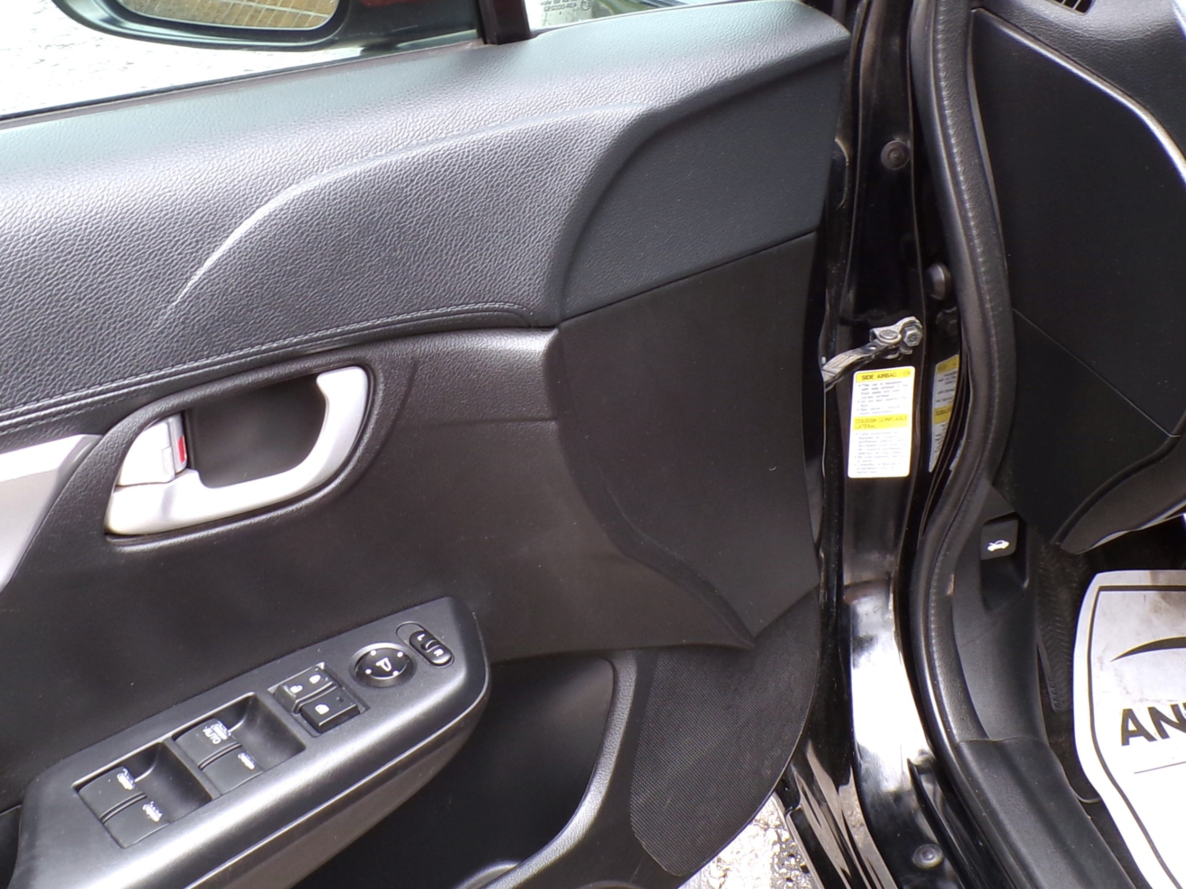 /autogallery/2014-Honda-Civic-2438130841499886.jpg