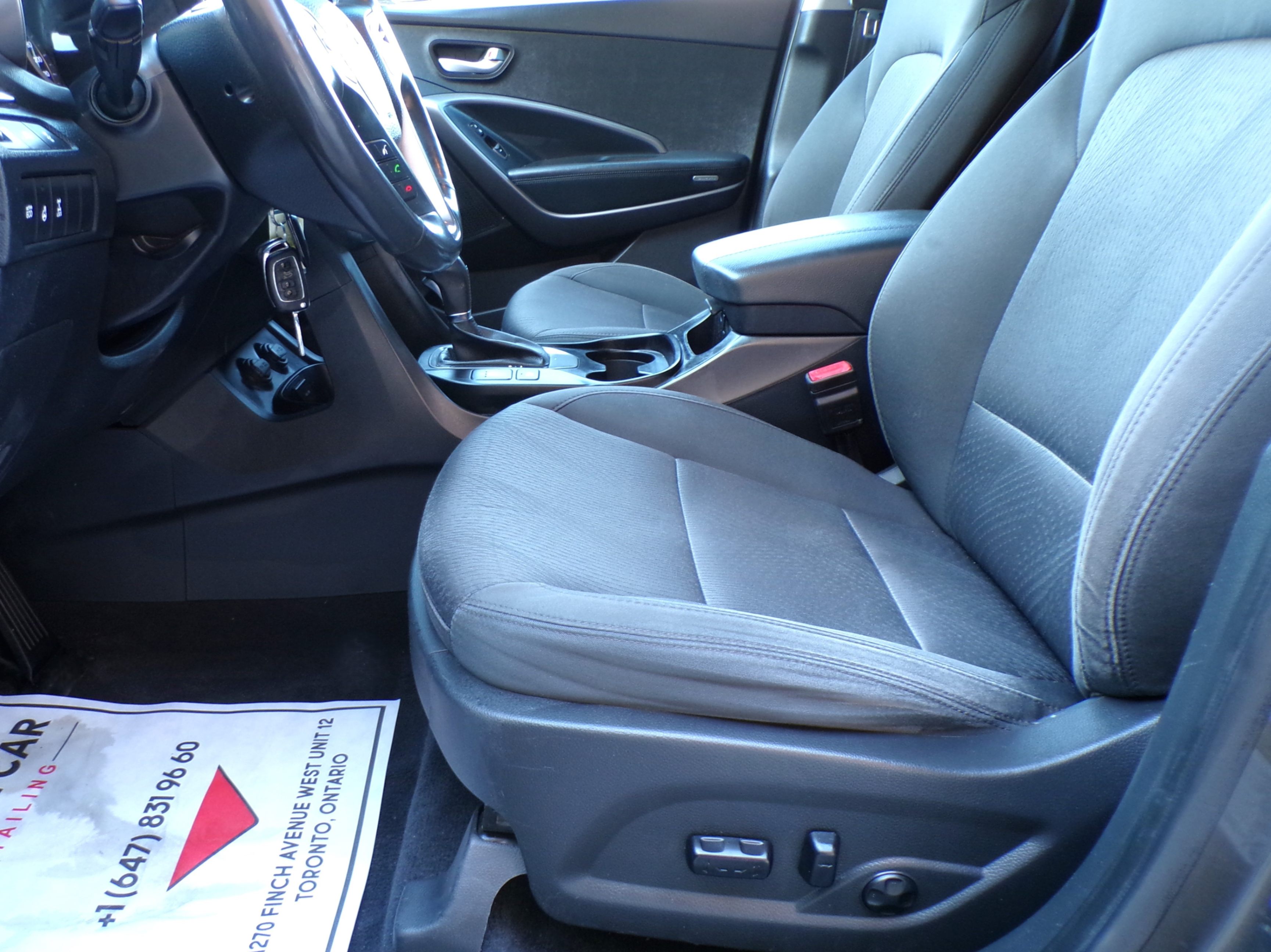 /autogallery/2014-Hyundai-SantaFe-3374734186517687.jpg