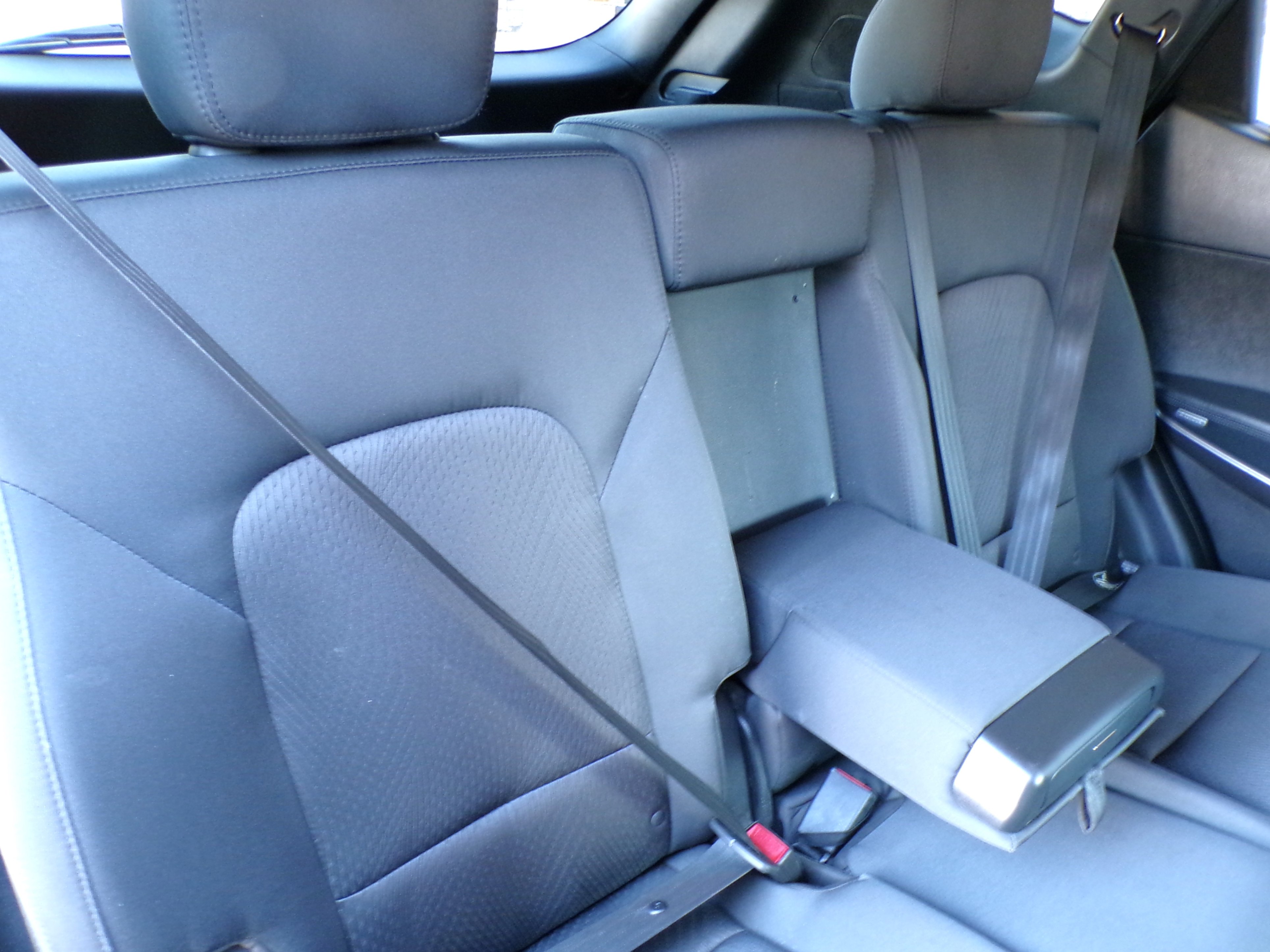 /autogallery/2014-Hyundai-SantaFe-5049315740575788.jpg