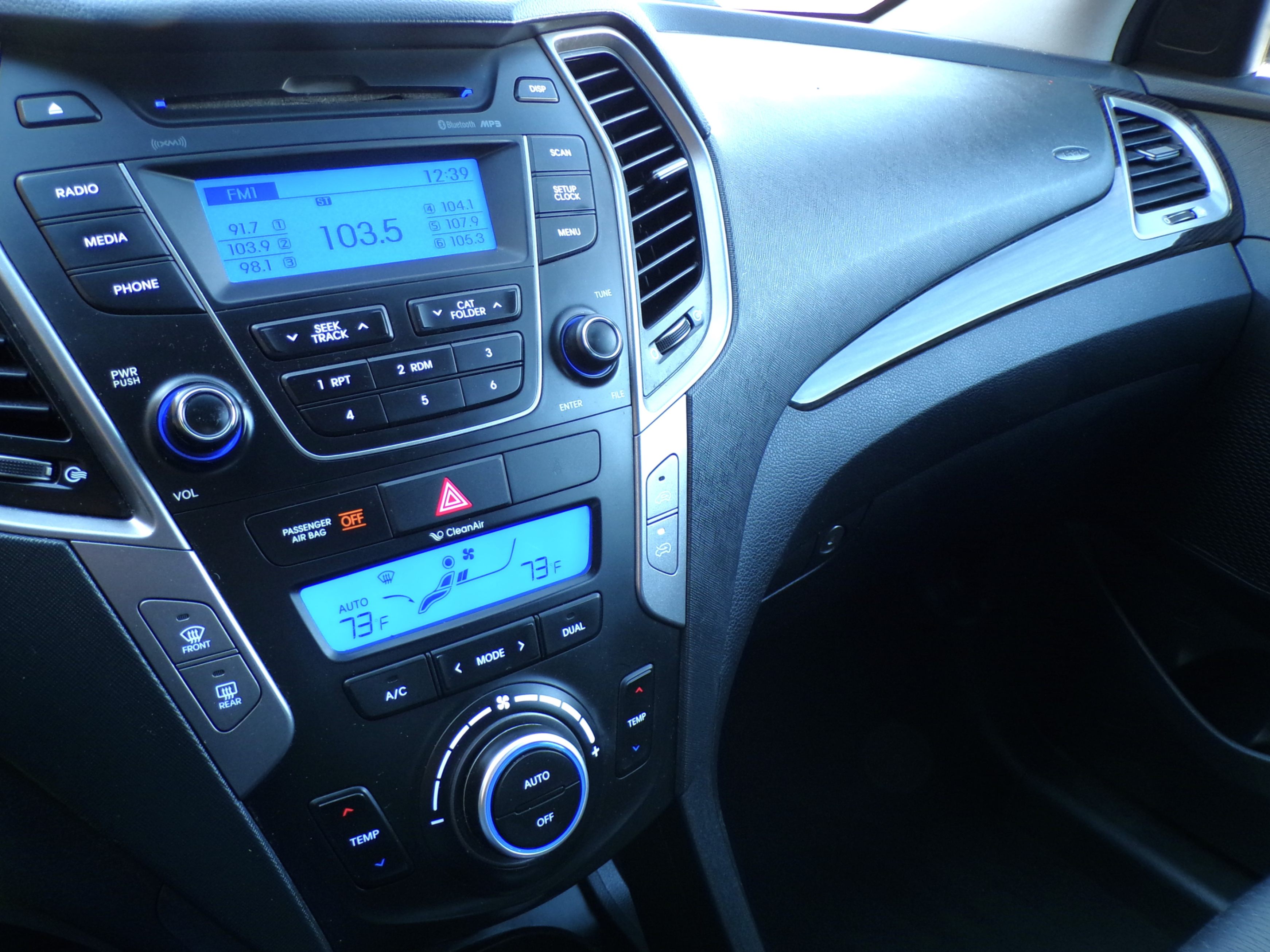/autogallery/2014-Hyundai-SantaFe-5452525204593646.jpg