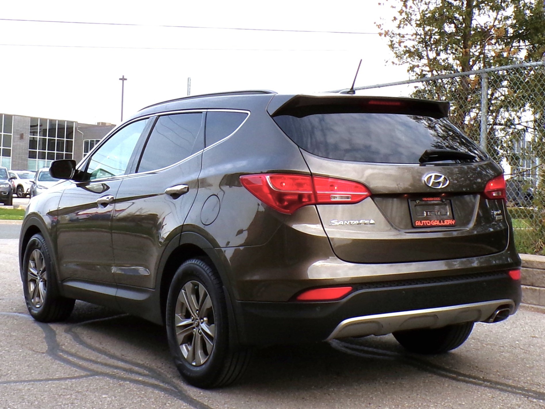 /autogallery/2014-Hyundai-SantaFe-5601361828266178.jpg