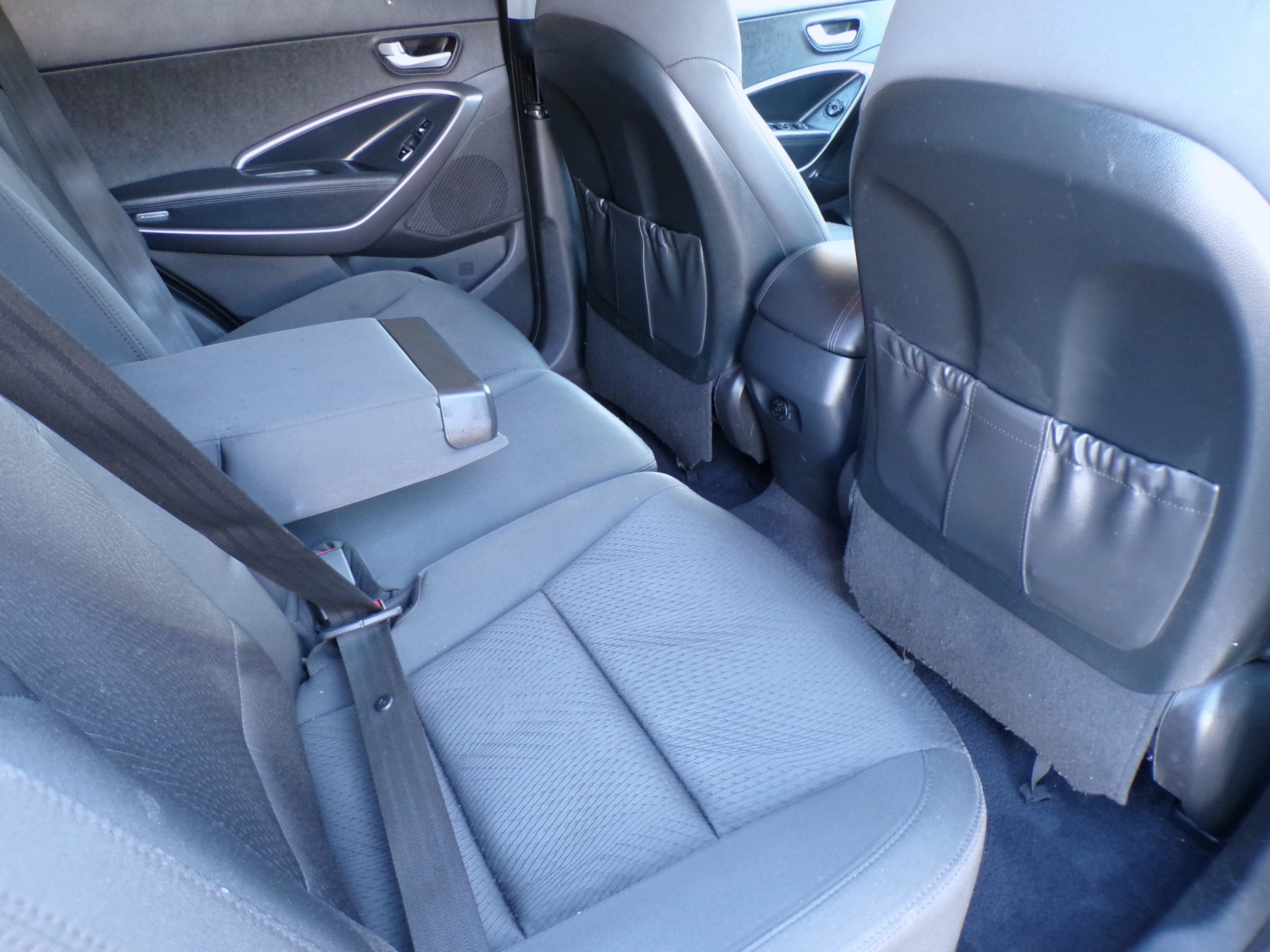 /autogallery/2014-Hyundai-SantaFe-9755143069273349.jpg