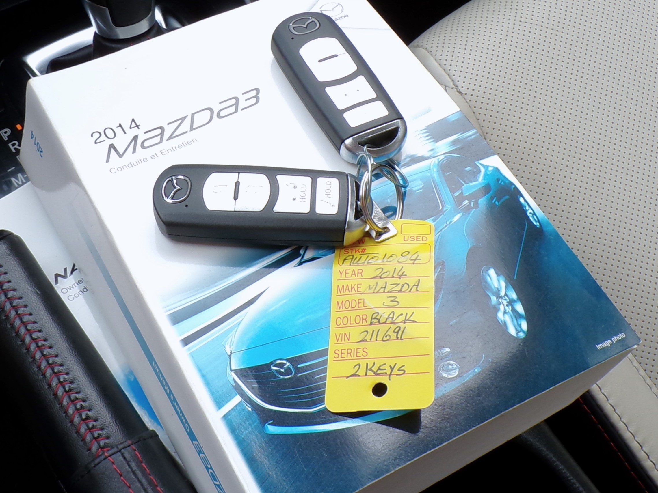 /autogallery/2014-Mazda-Mazda3-20392824349603078.jpg