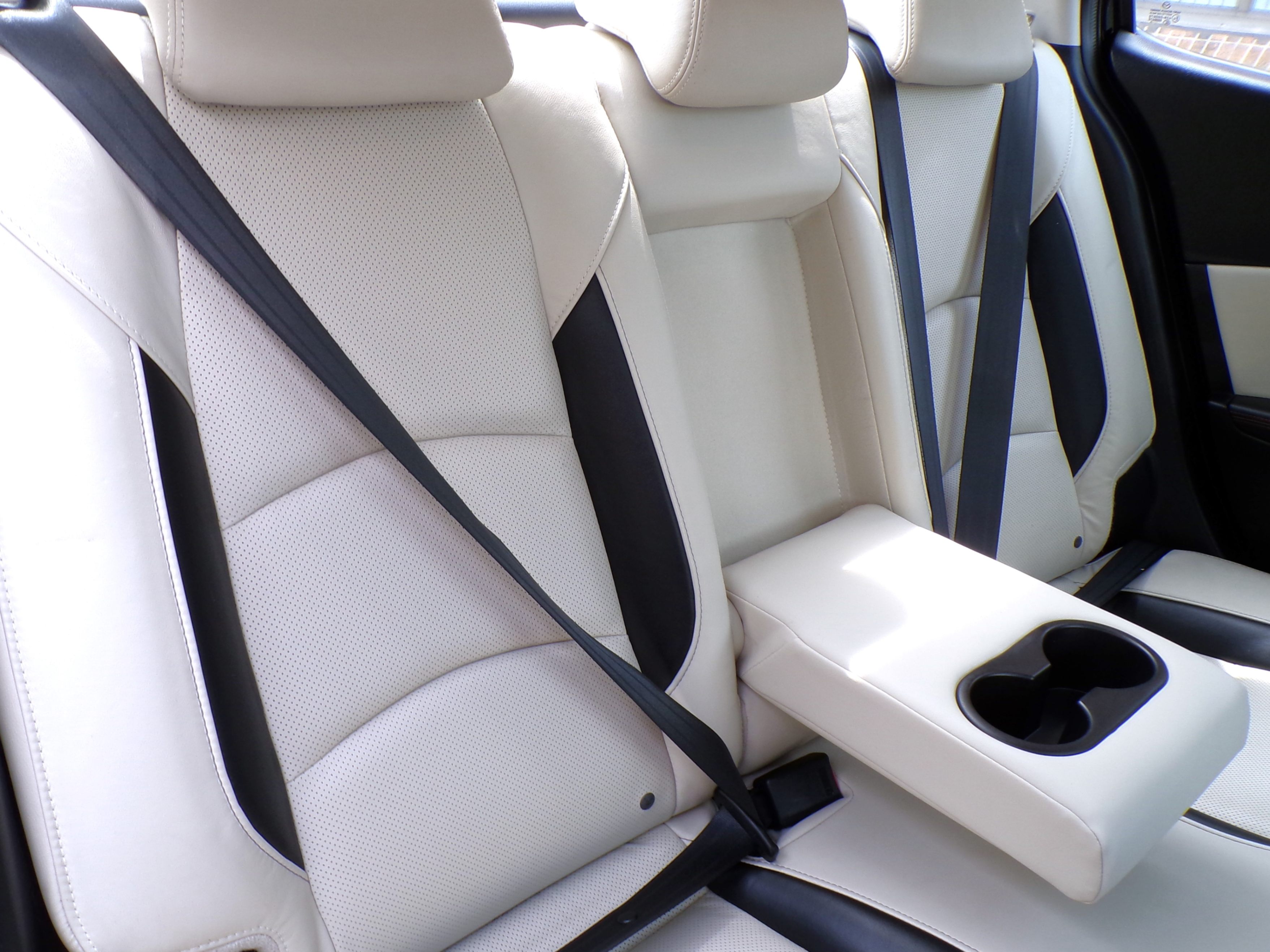/autogallery/2014-Mazda-Mazda3-3015580698924869.jpg