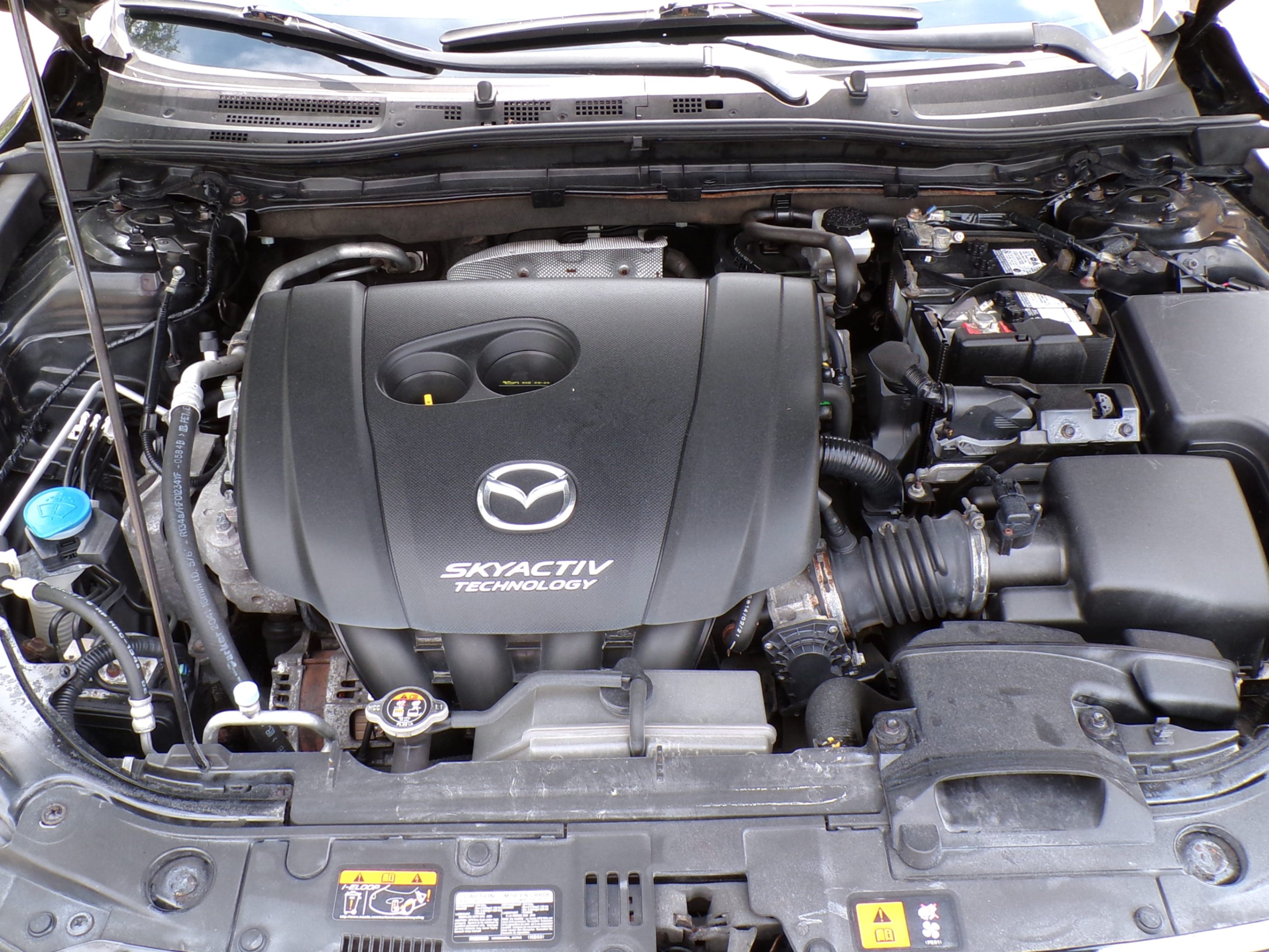 /autogallery/2014-Mazda-Mazda3-4339363126626645.jpg